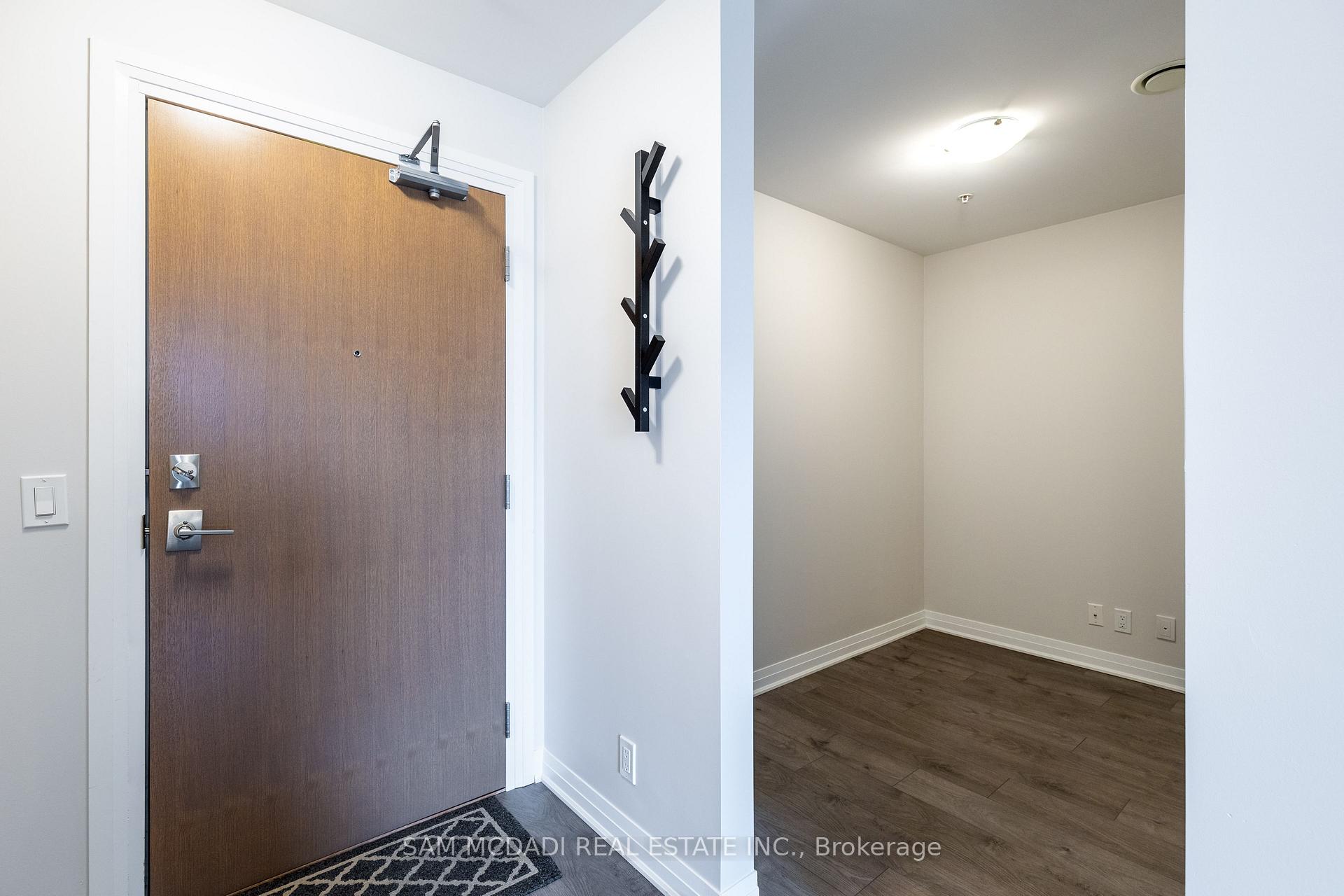 1105 Leger Way 319