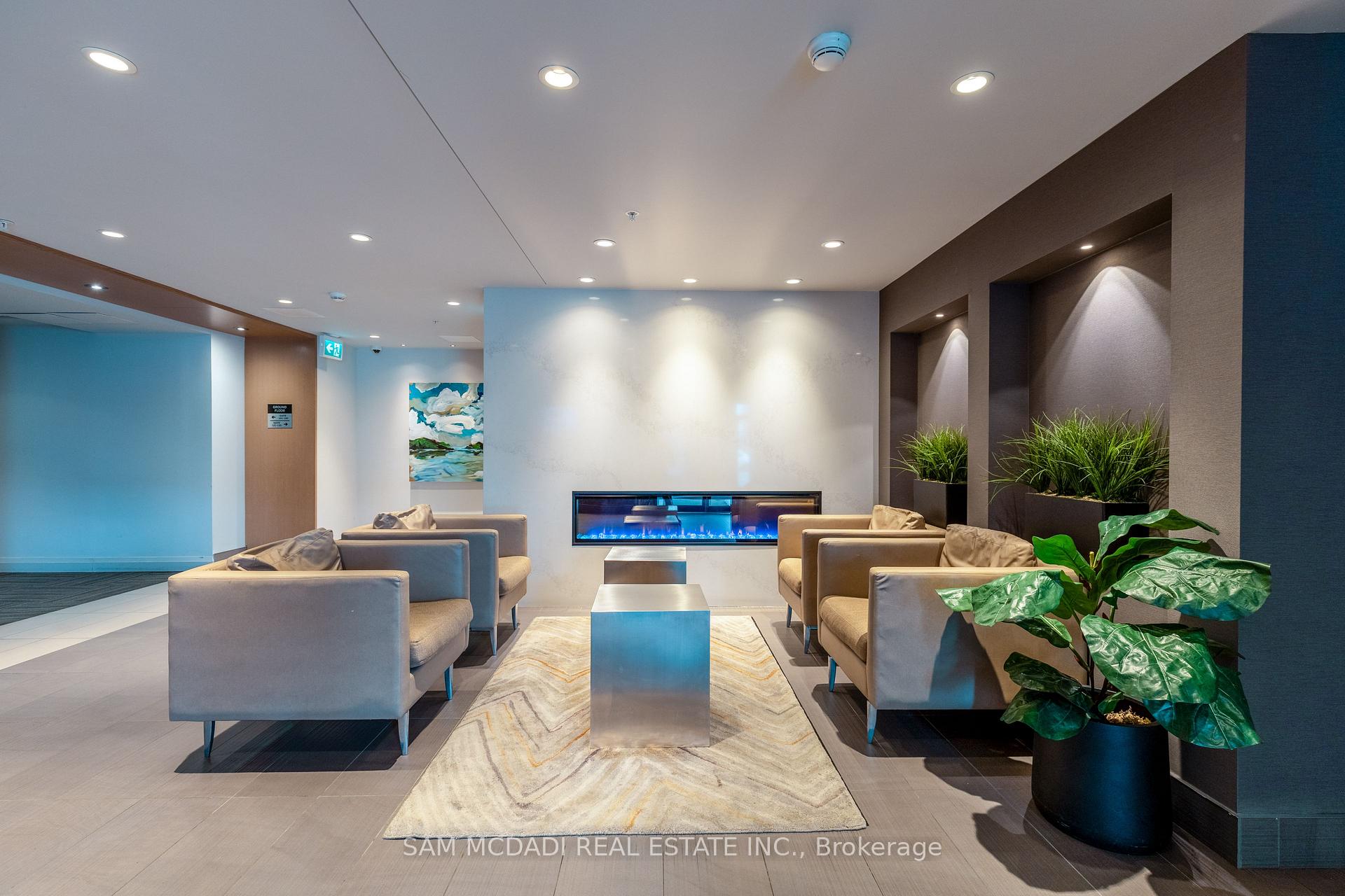1105 Leger Way 319