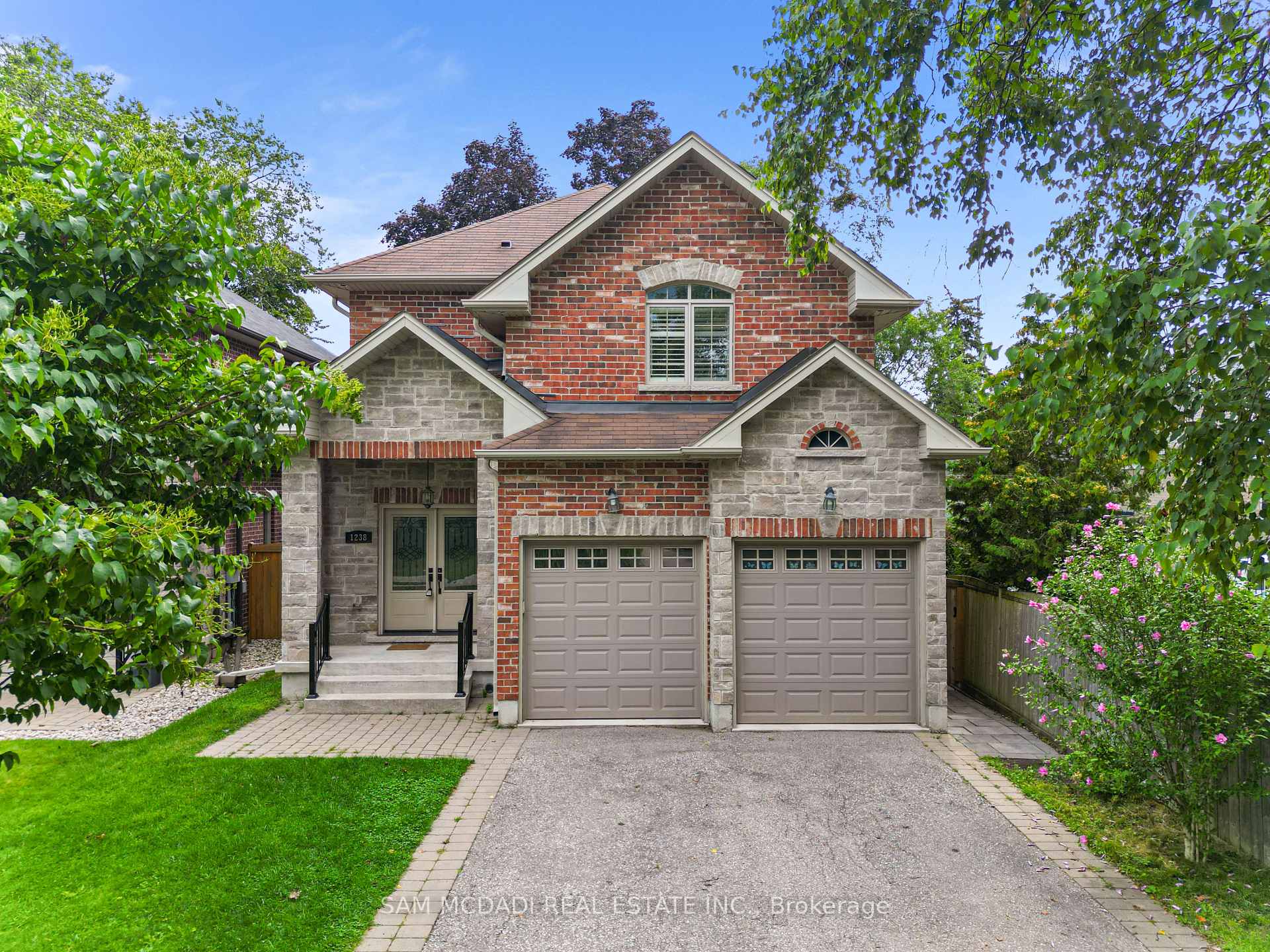 1238 Strathy Avenue