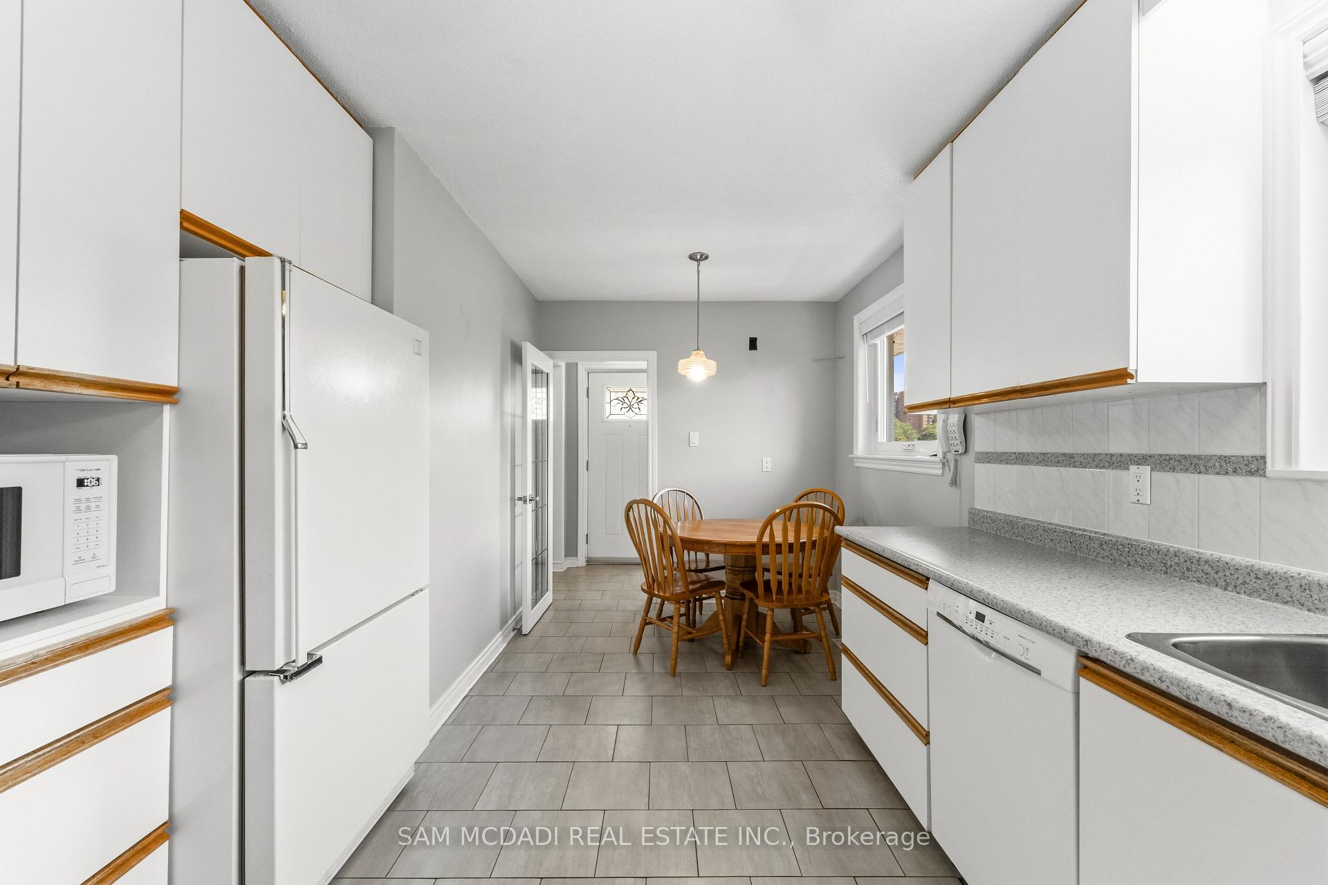 248 Wellesworth Drive, Toronto