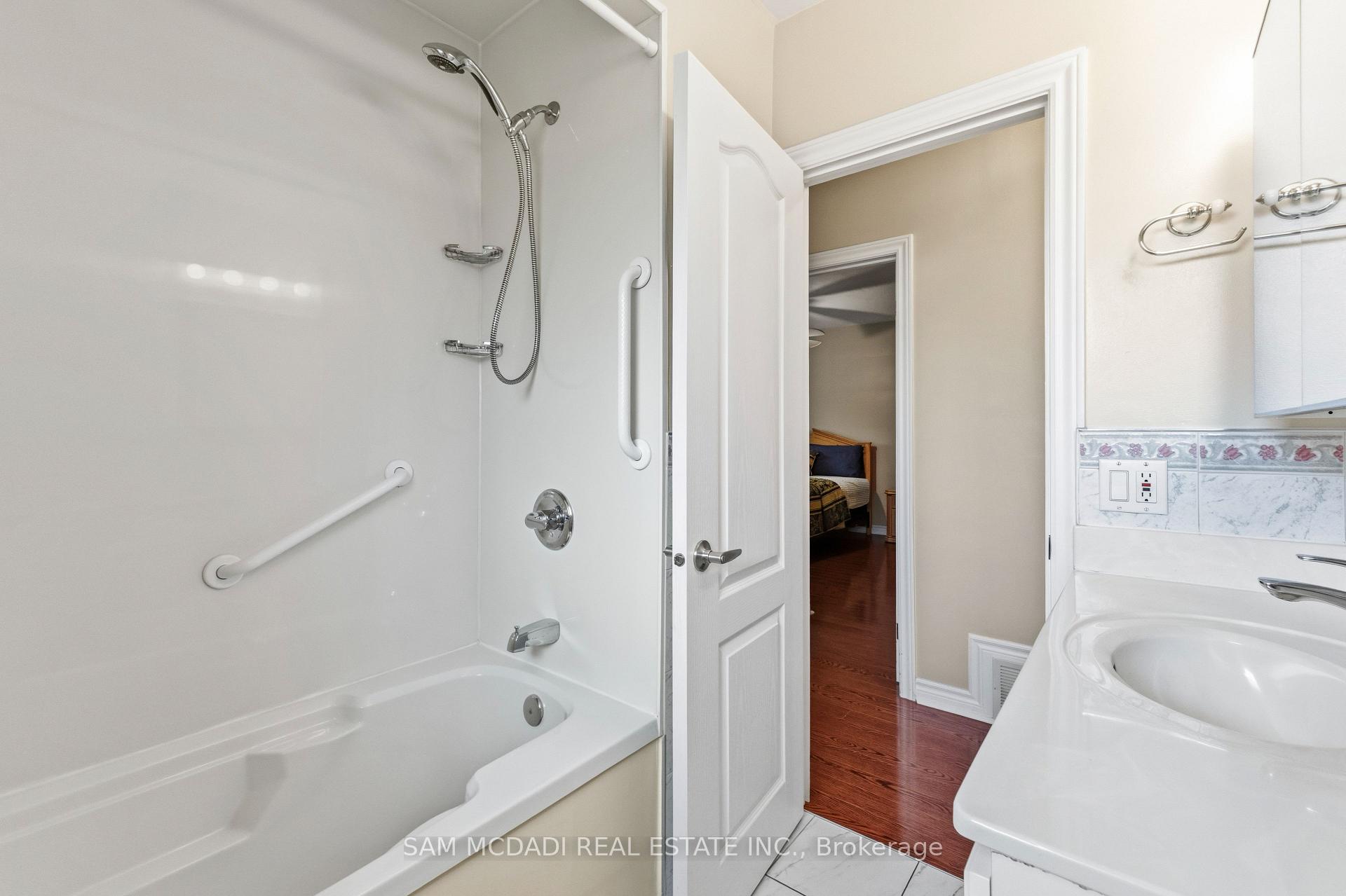 248 Wellesworth Drive, Toronto