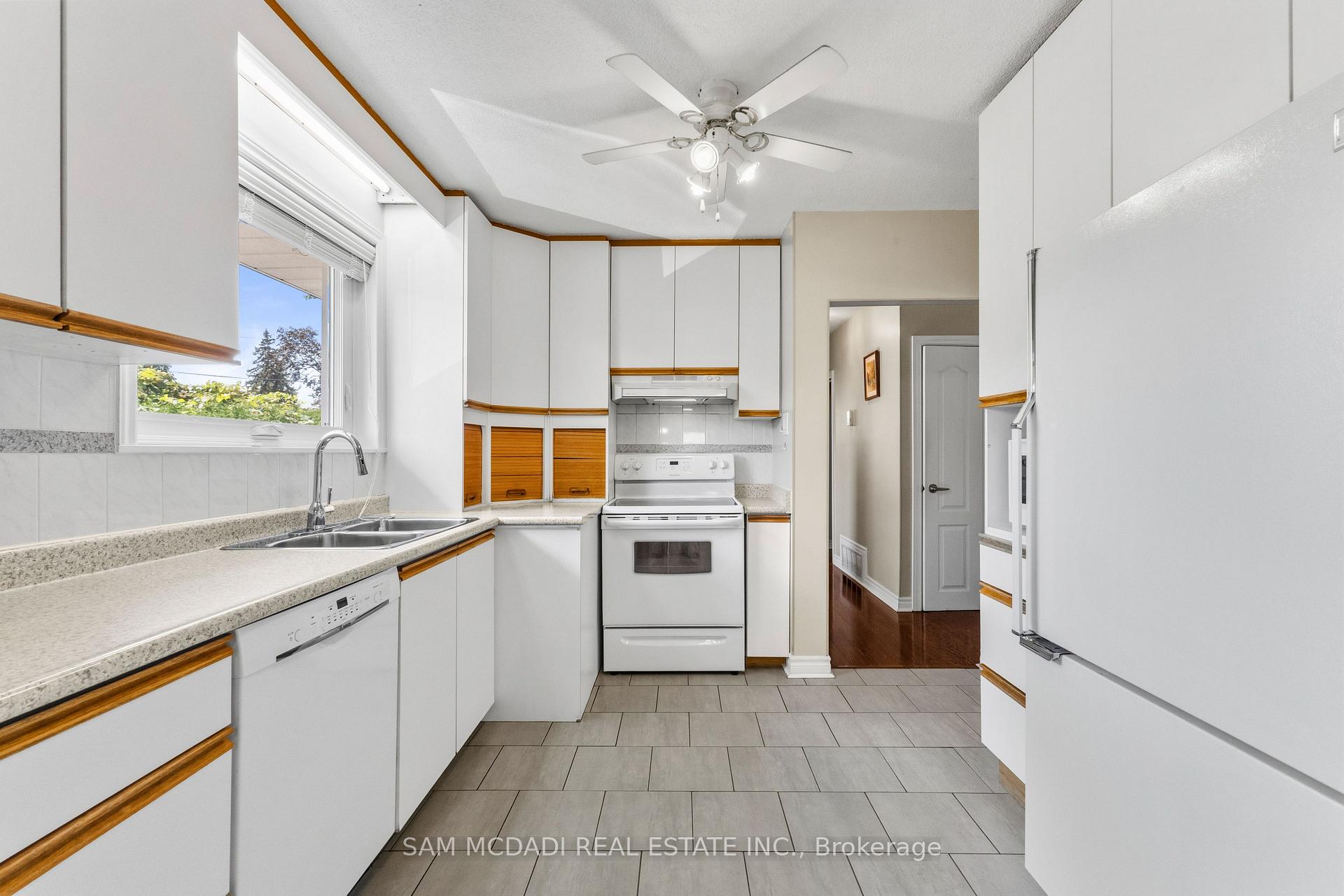 248 Wellesworth Drive, Toronto