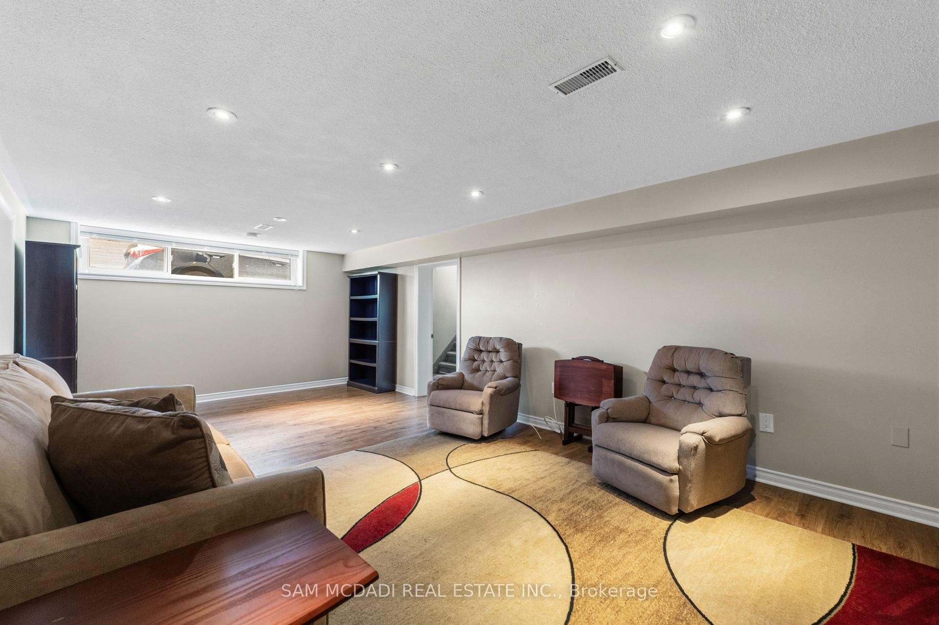 248 Wellesworth Drive, Toronto