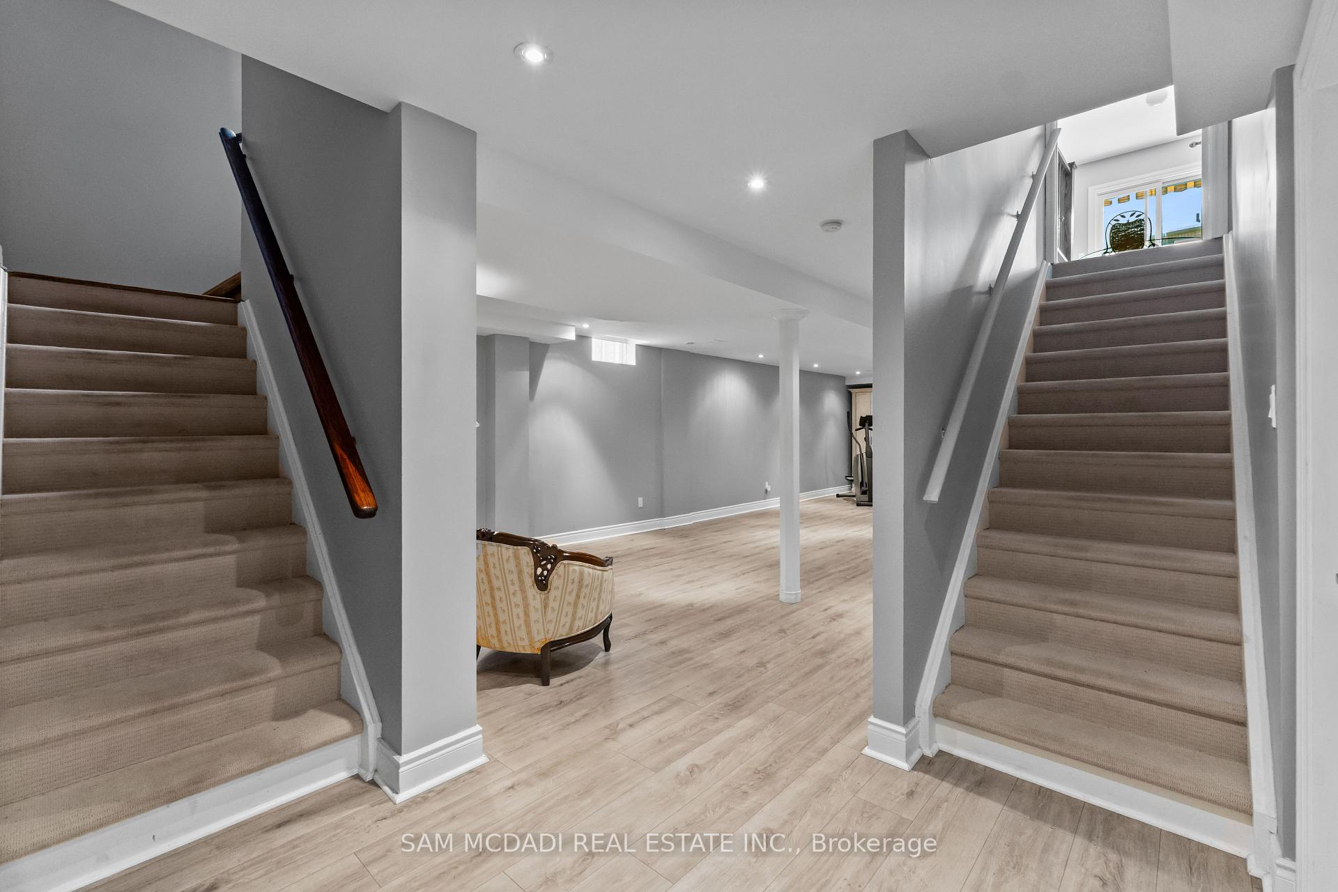 2476 Palmerston Road