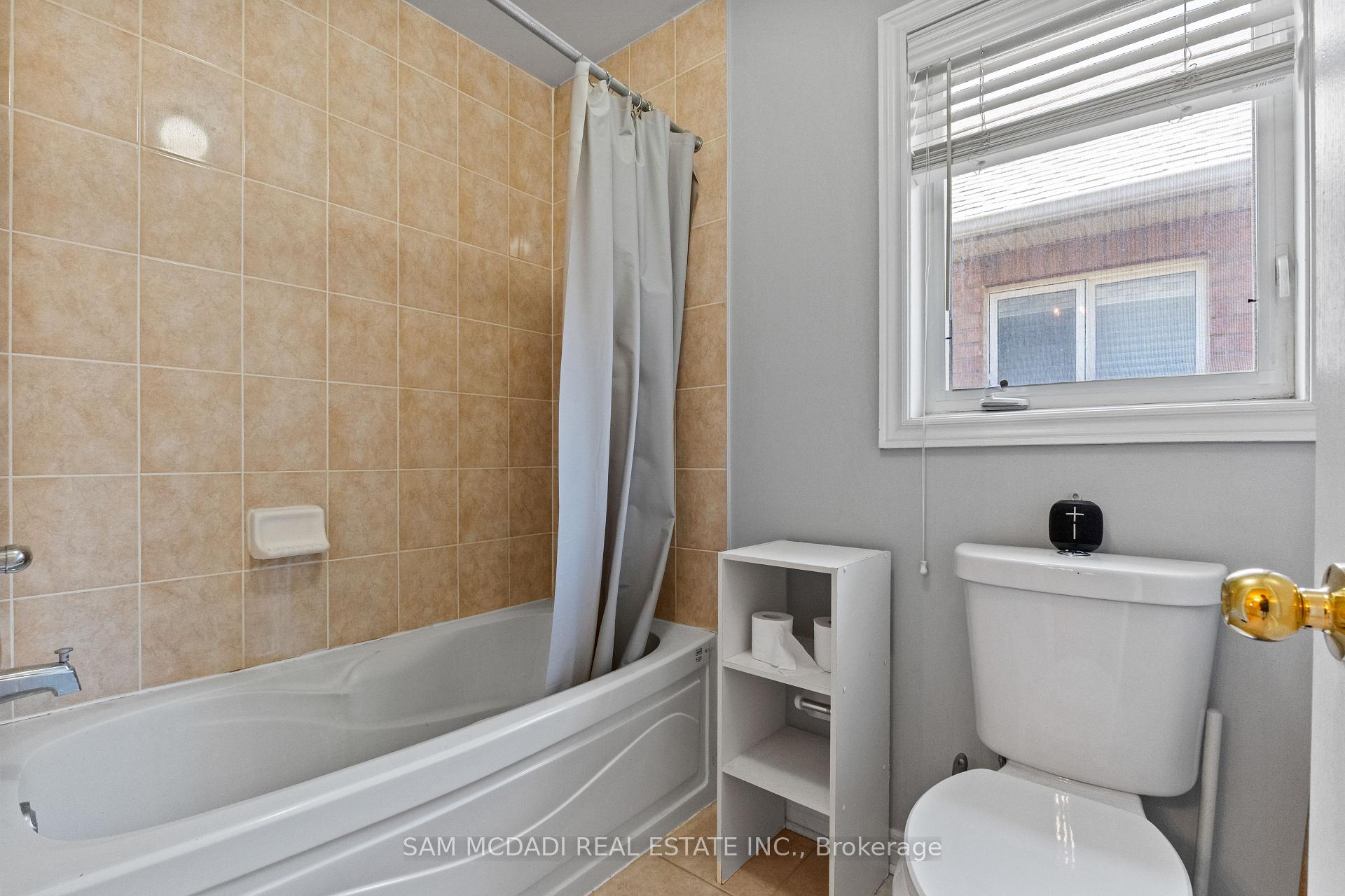 2476 Palmerston Road
