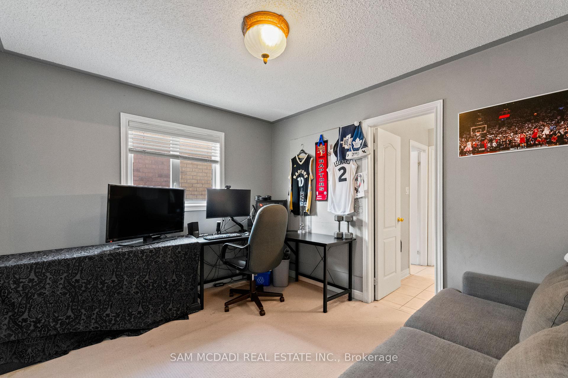 2476 Palmerston Road