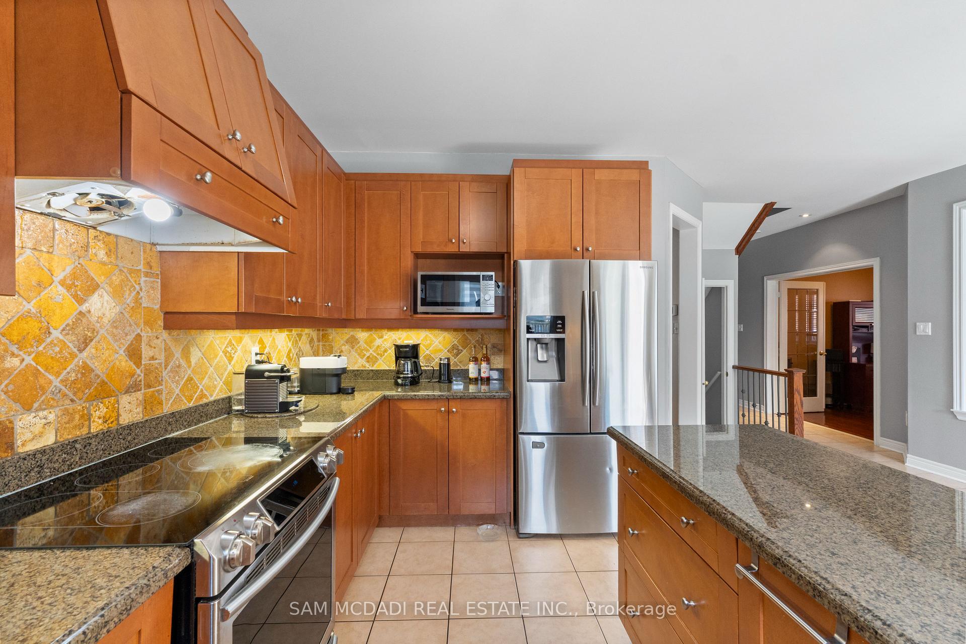 2476 Palmerston Road