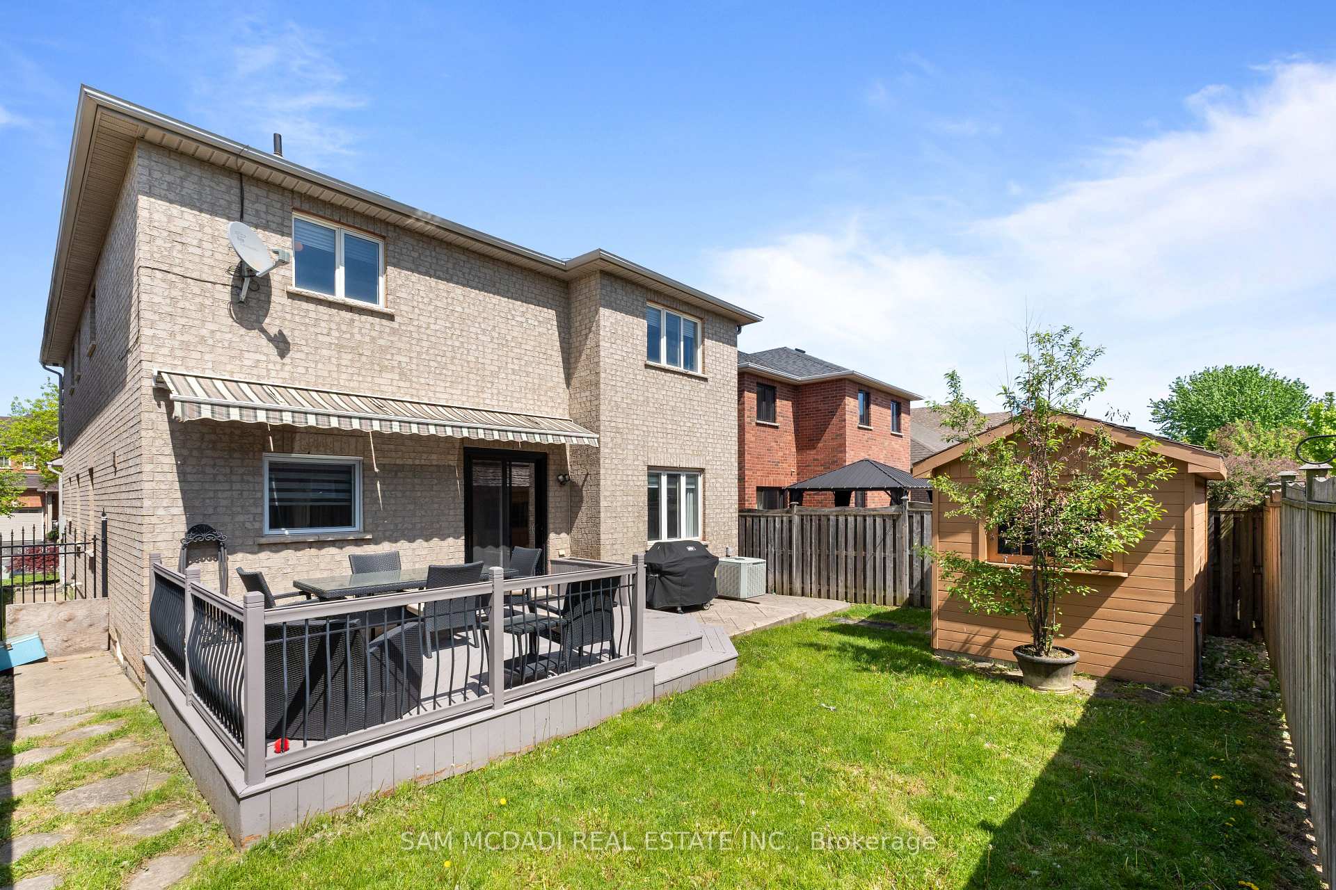2476 Palmerston Road