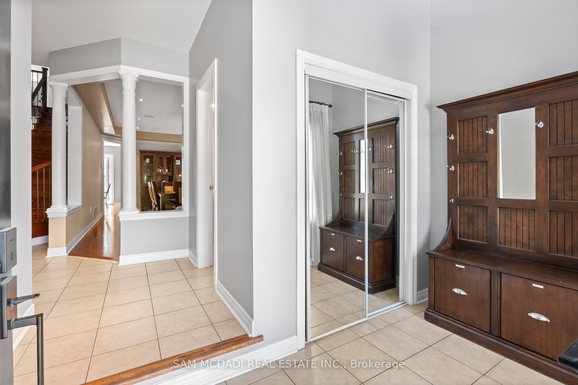 2476 Palmerston Road
