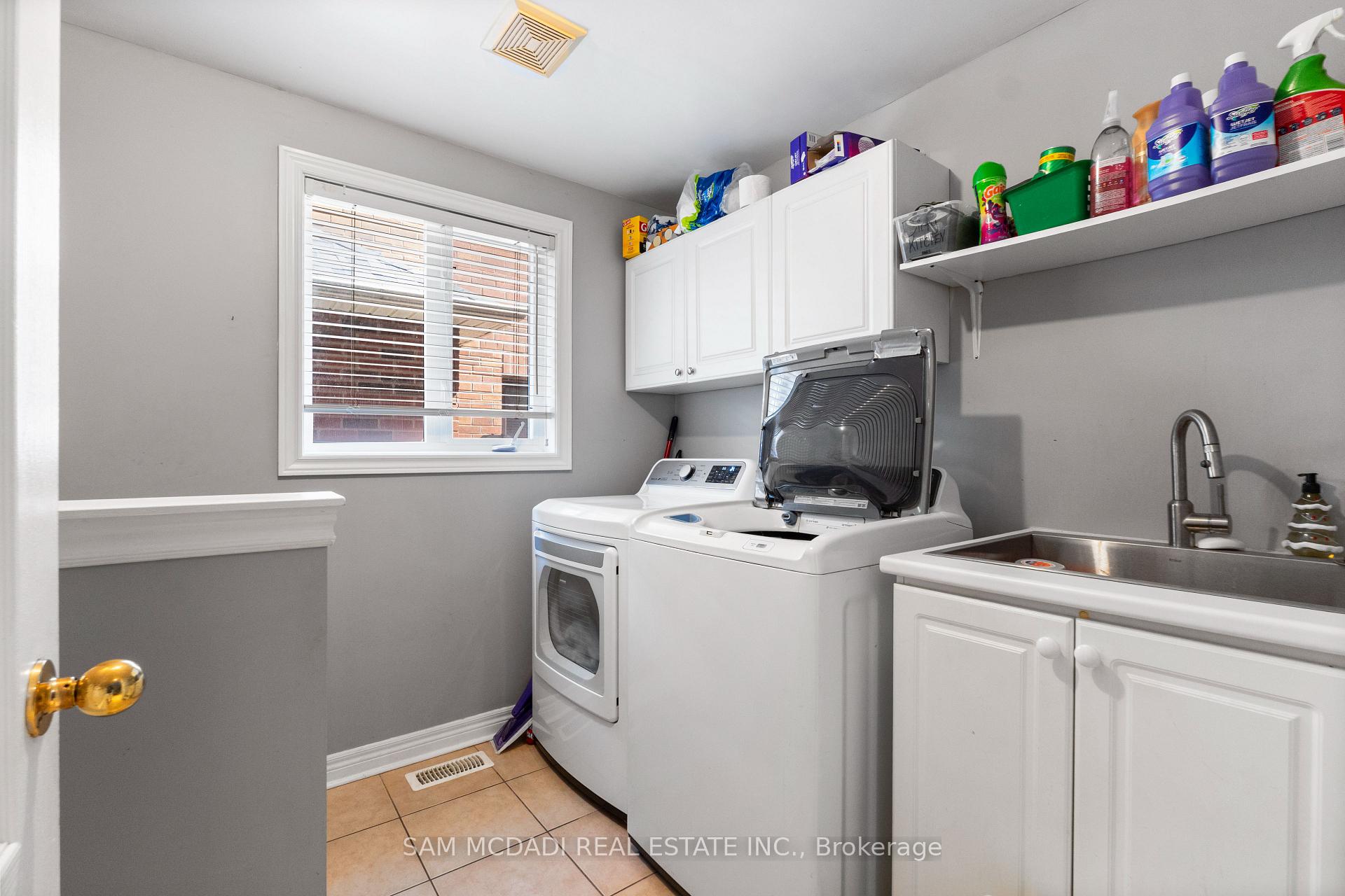 2476 Palmerston Road