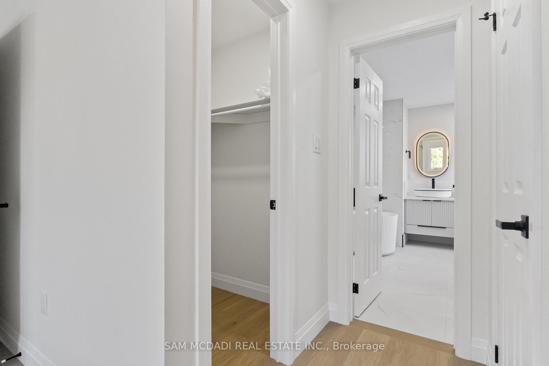 1521 Roseway Drive