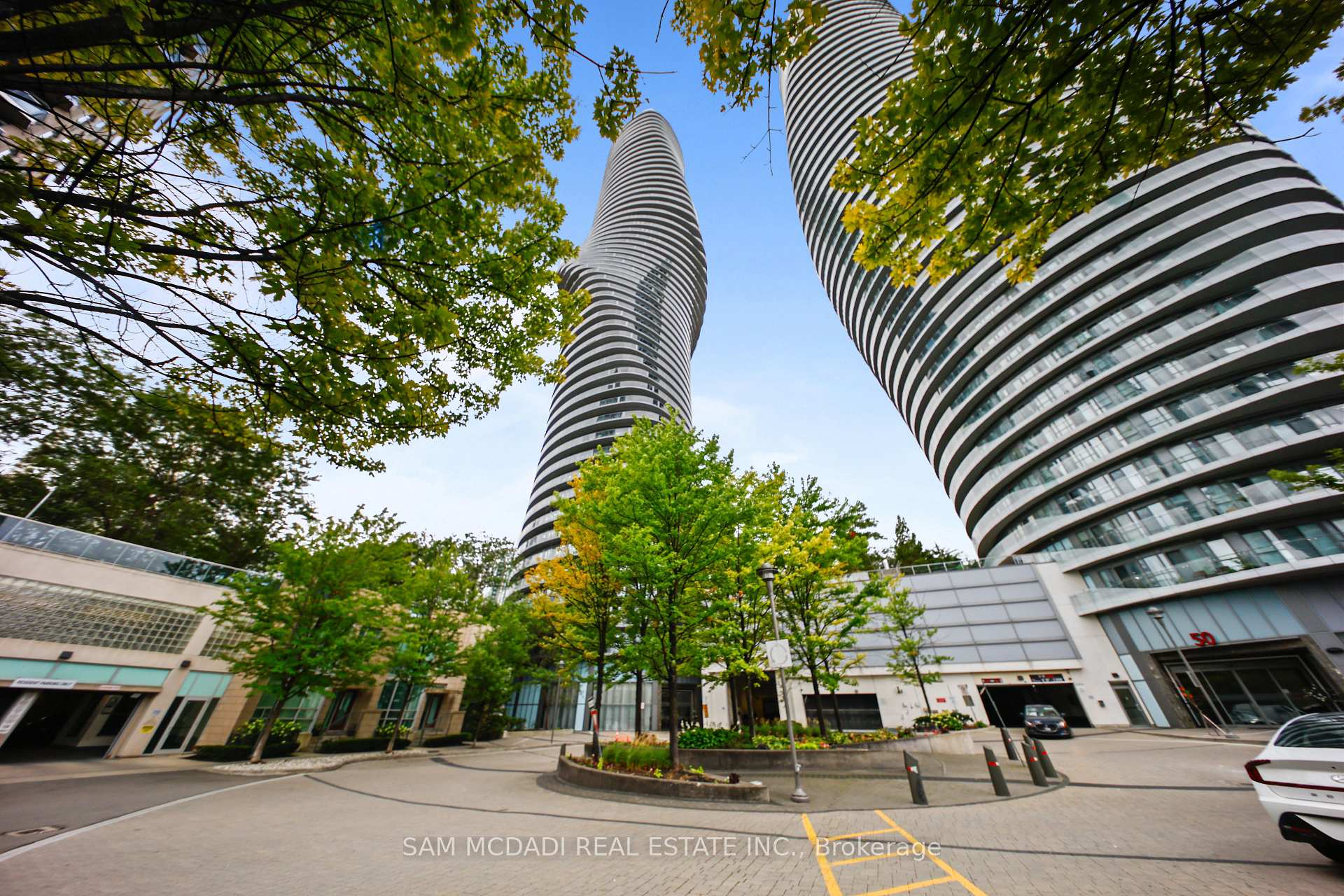 60 Absolute Avenue 2408