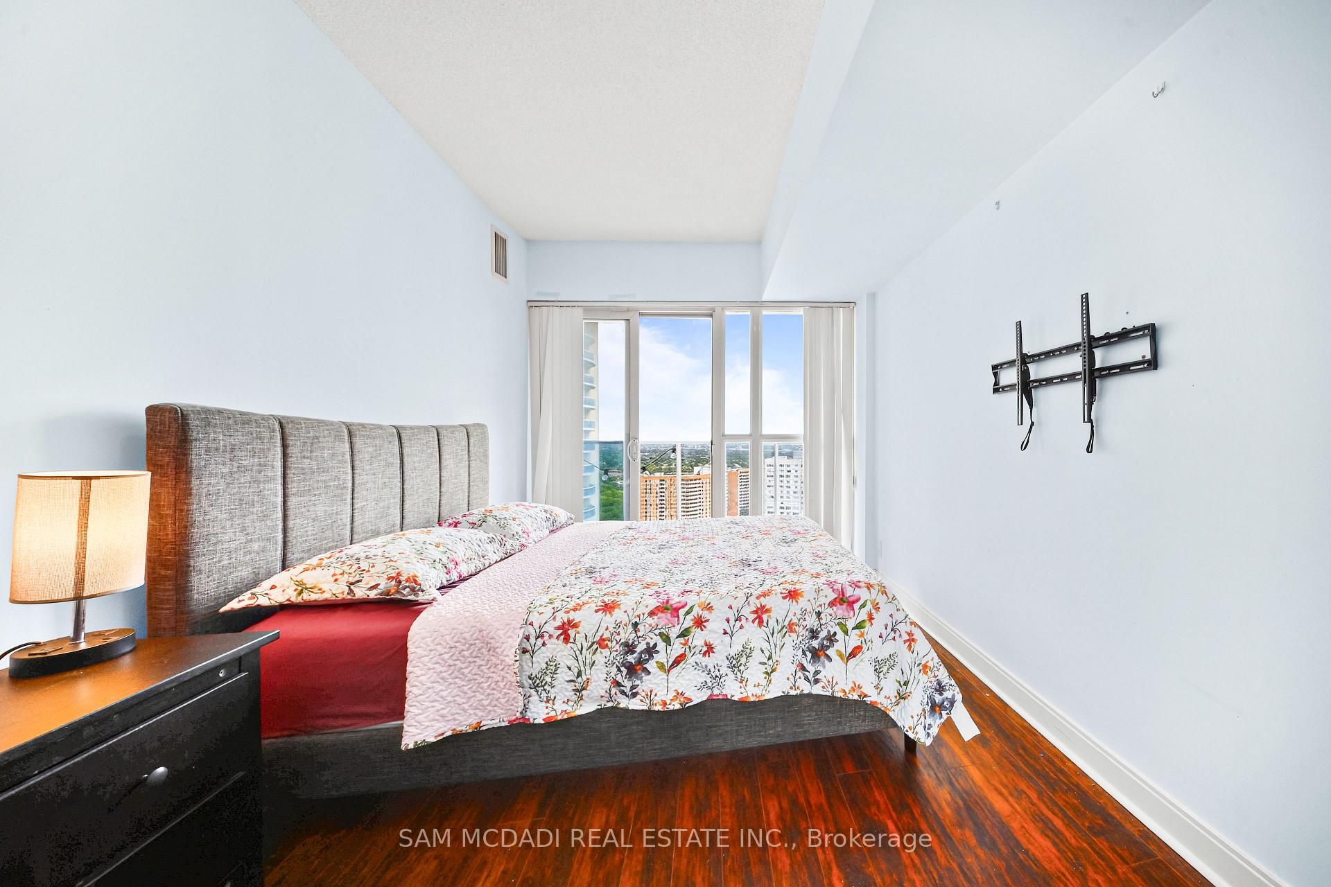 60 Absolute Avenue 2408