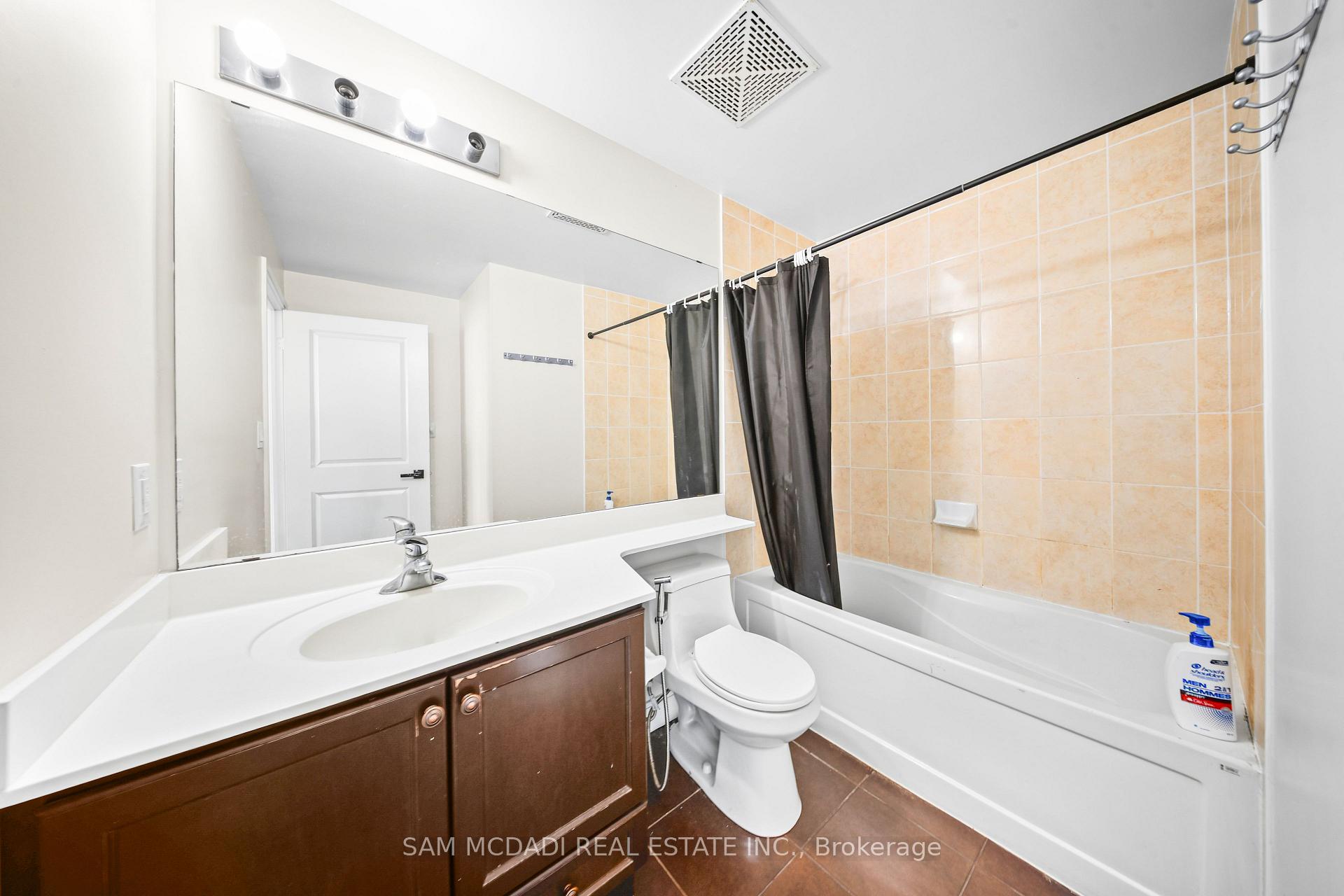 60 Absolute Avenue 2408