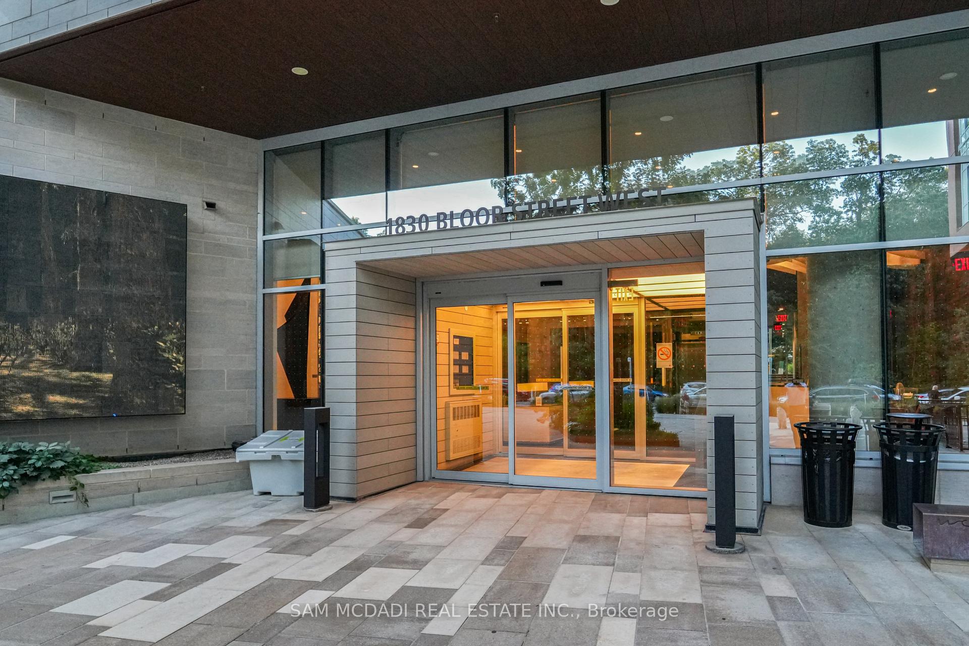 1830 Bloor Street W 817, Toronto Unit: 817