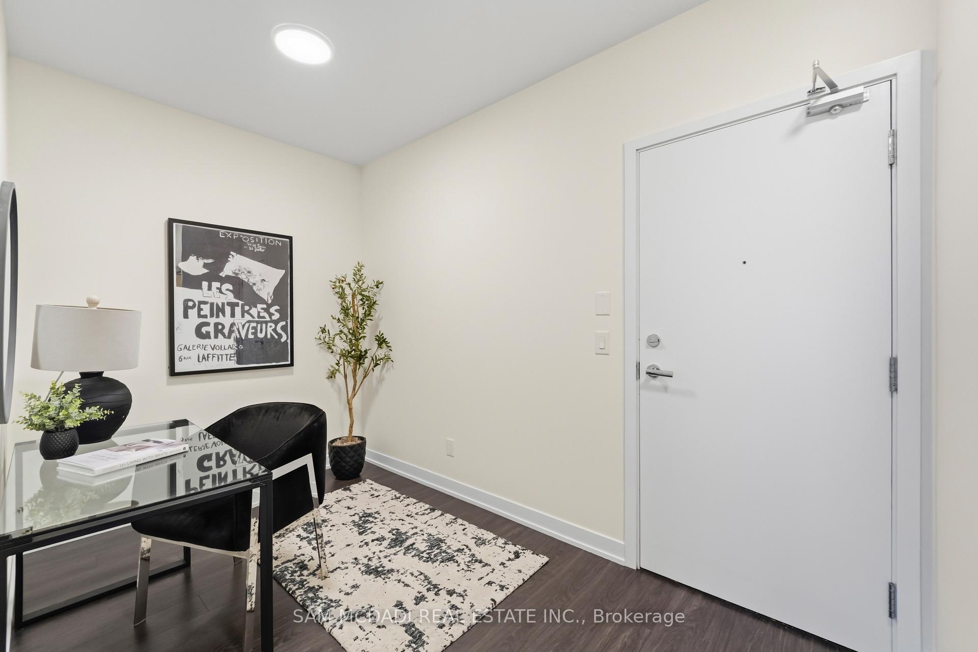 1830 Bloor Street W 817, Toronto Unit: 817
