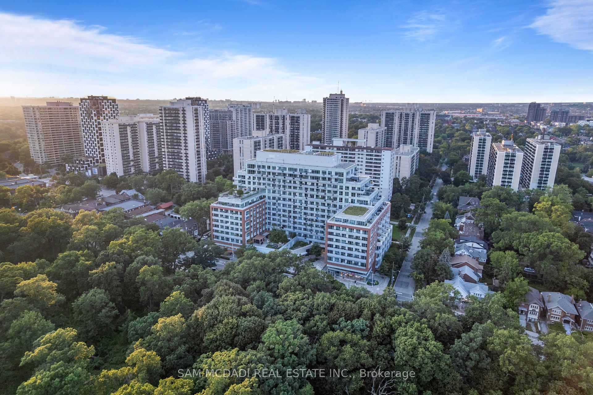 1830 Bloor Street W 817, Toronto Unit: 817