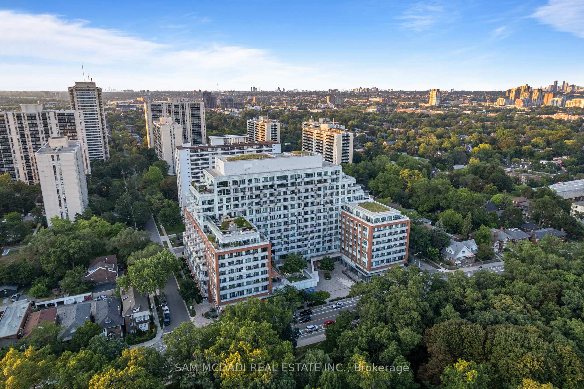 1830 Bloor Street W 817, Toronto Unit: 817