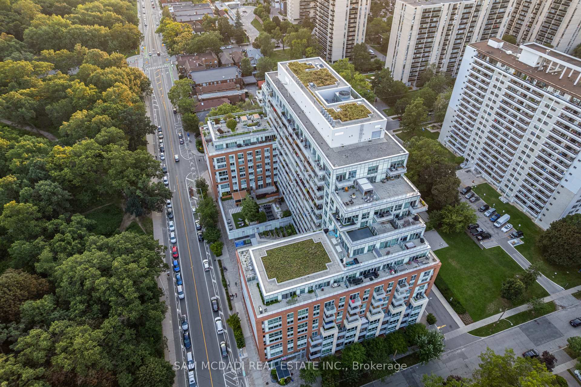 1830 Bloor Street W 817, Toronto Unit: 817