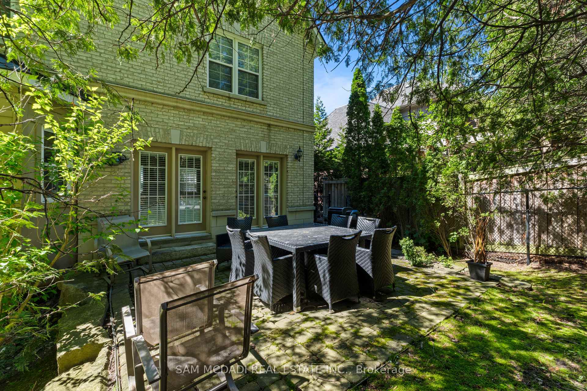 3248 Barchester Court