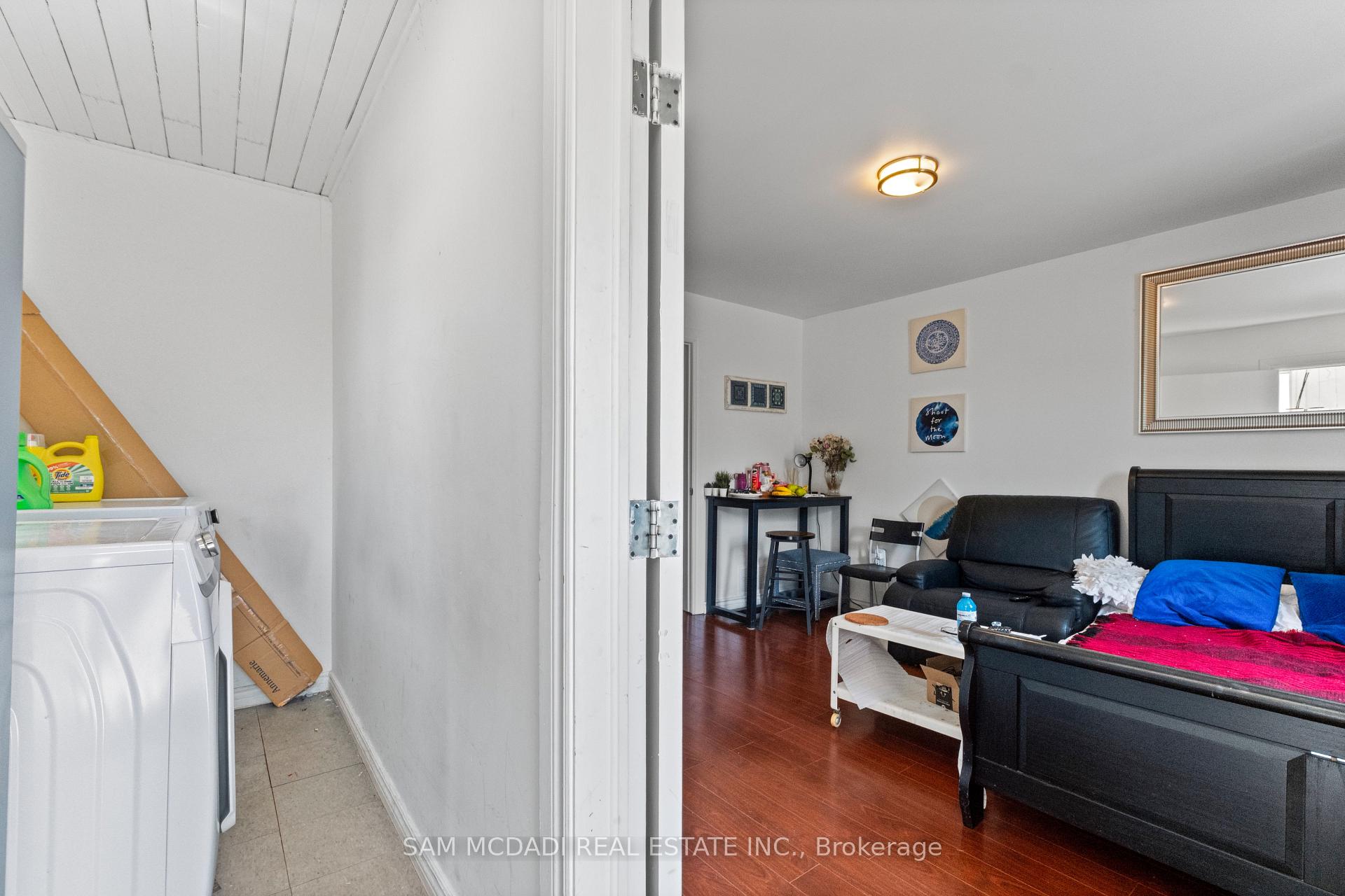 19 Toffee Court, Toronto