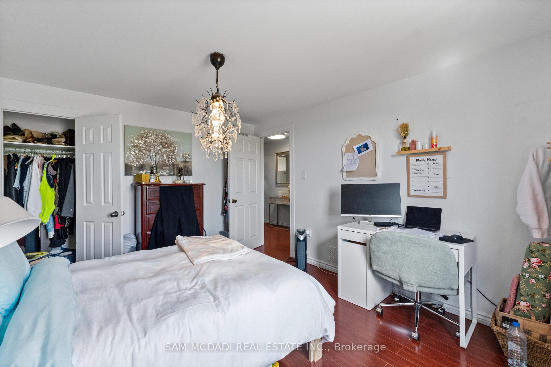19 Toffee Court, Toronto