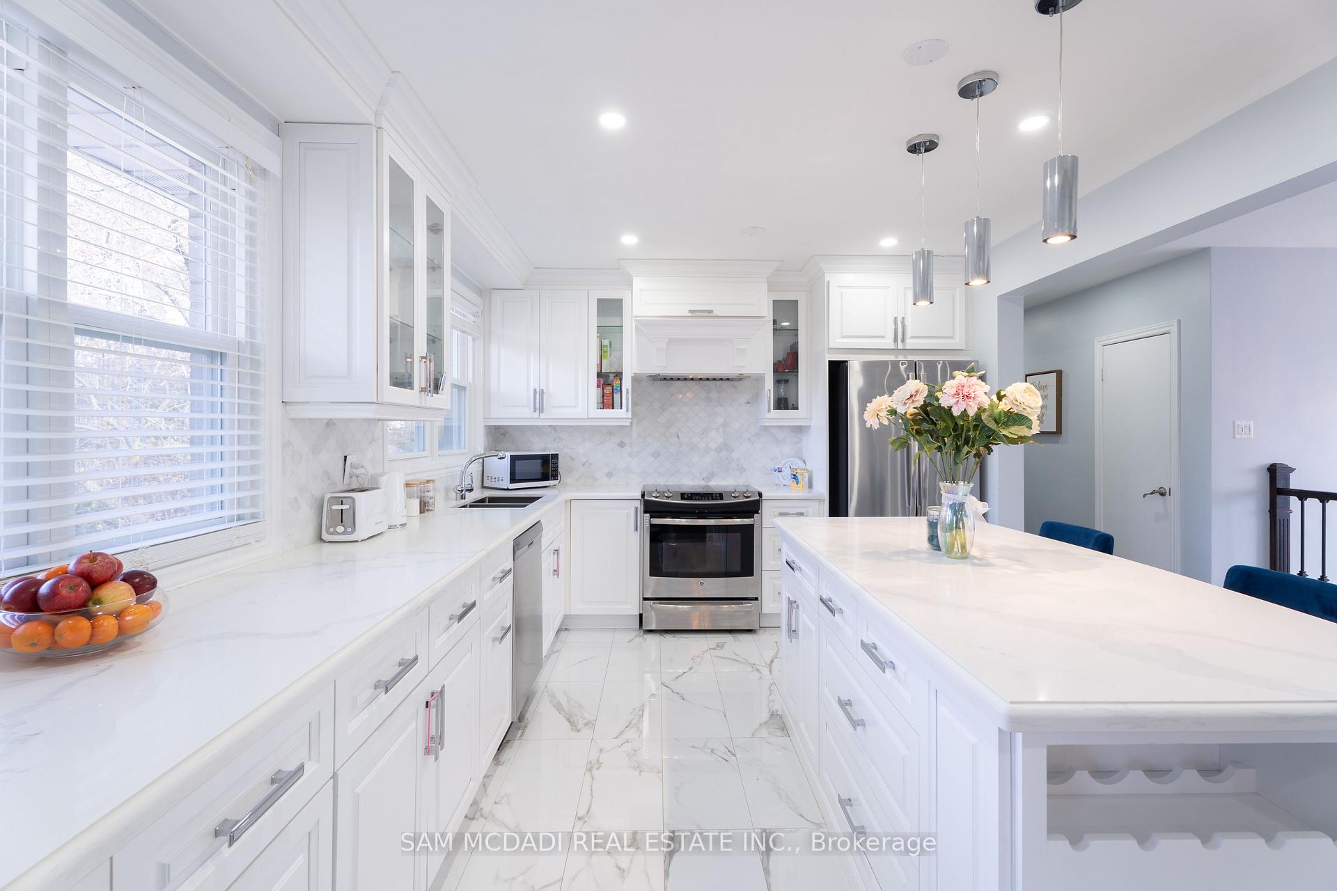 54 Bearbury Drive, Toronto
