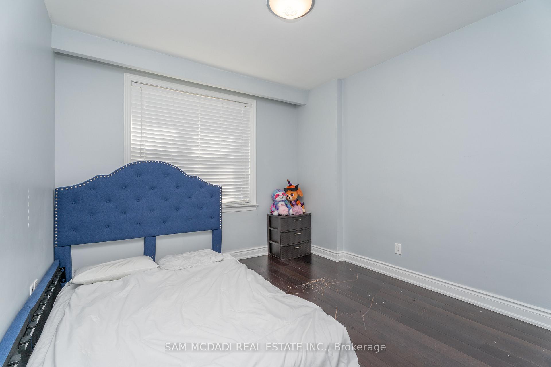 54 Bearbury Drive, Toronto