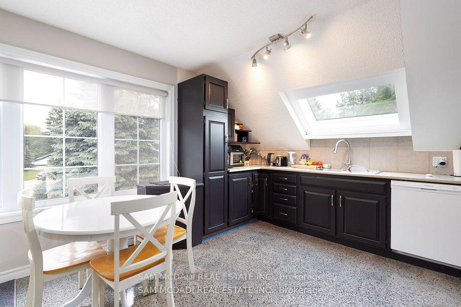 14011 Trafalgar Road Upper