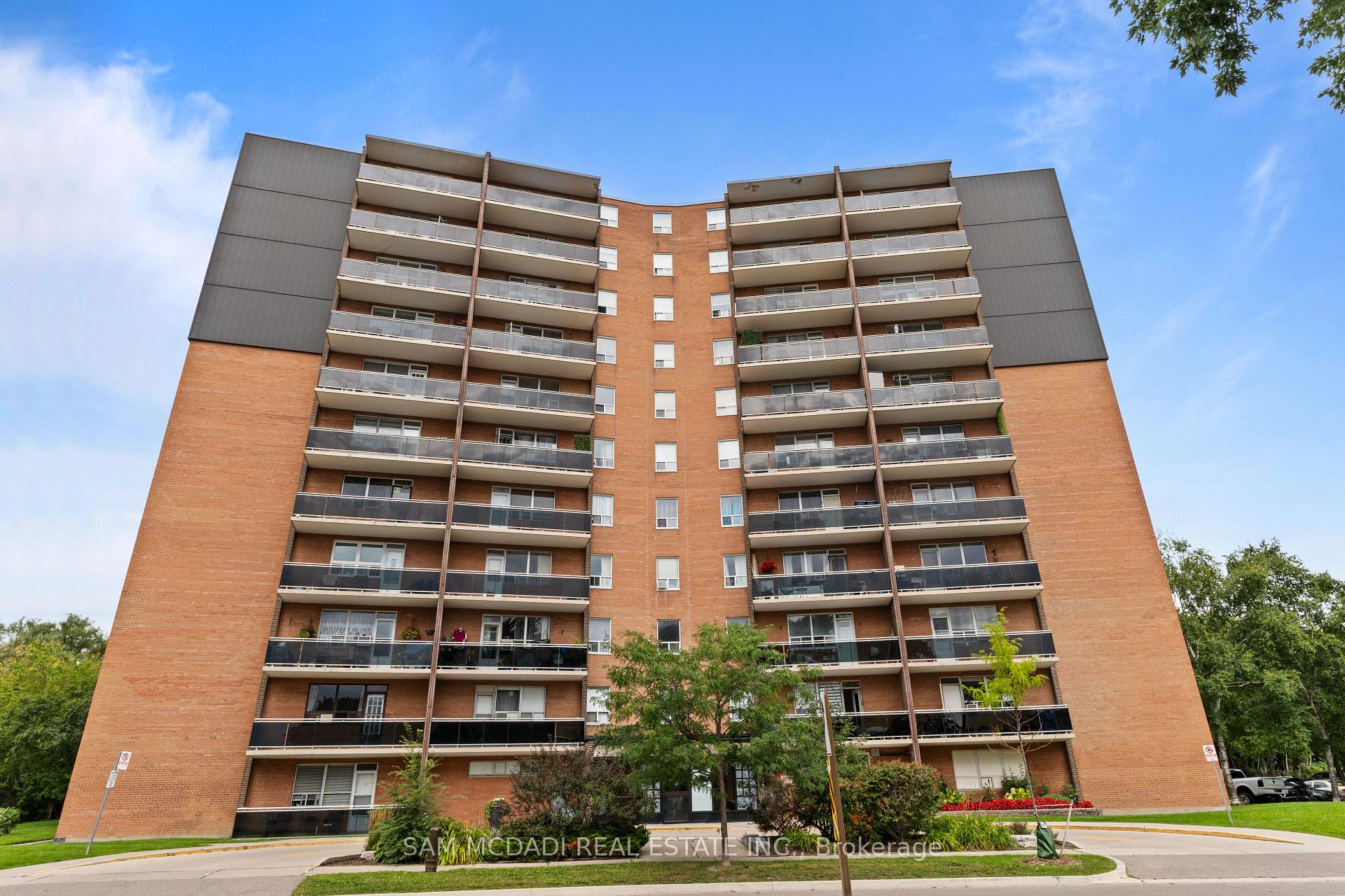 3145 Queen Frederica Drive 208