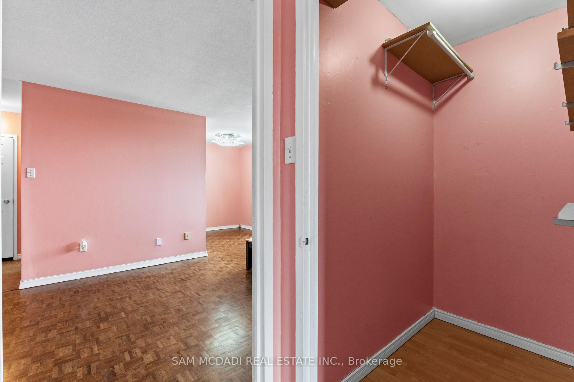 3145 Queen Frederica Drive 208