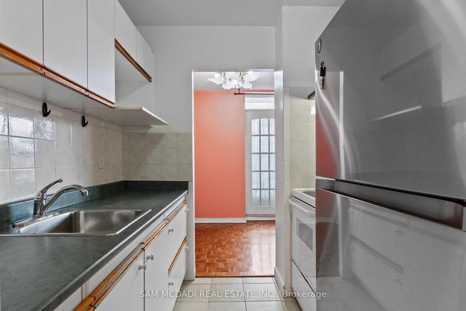 3145 Queen Frederica Drive 208