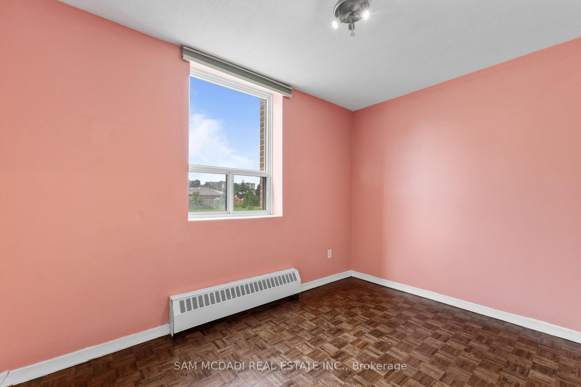 3145 Queen Frederica Drive 208