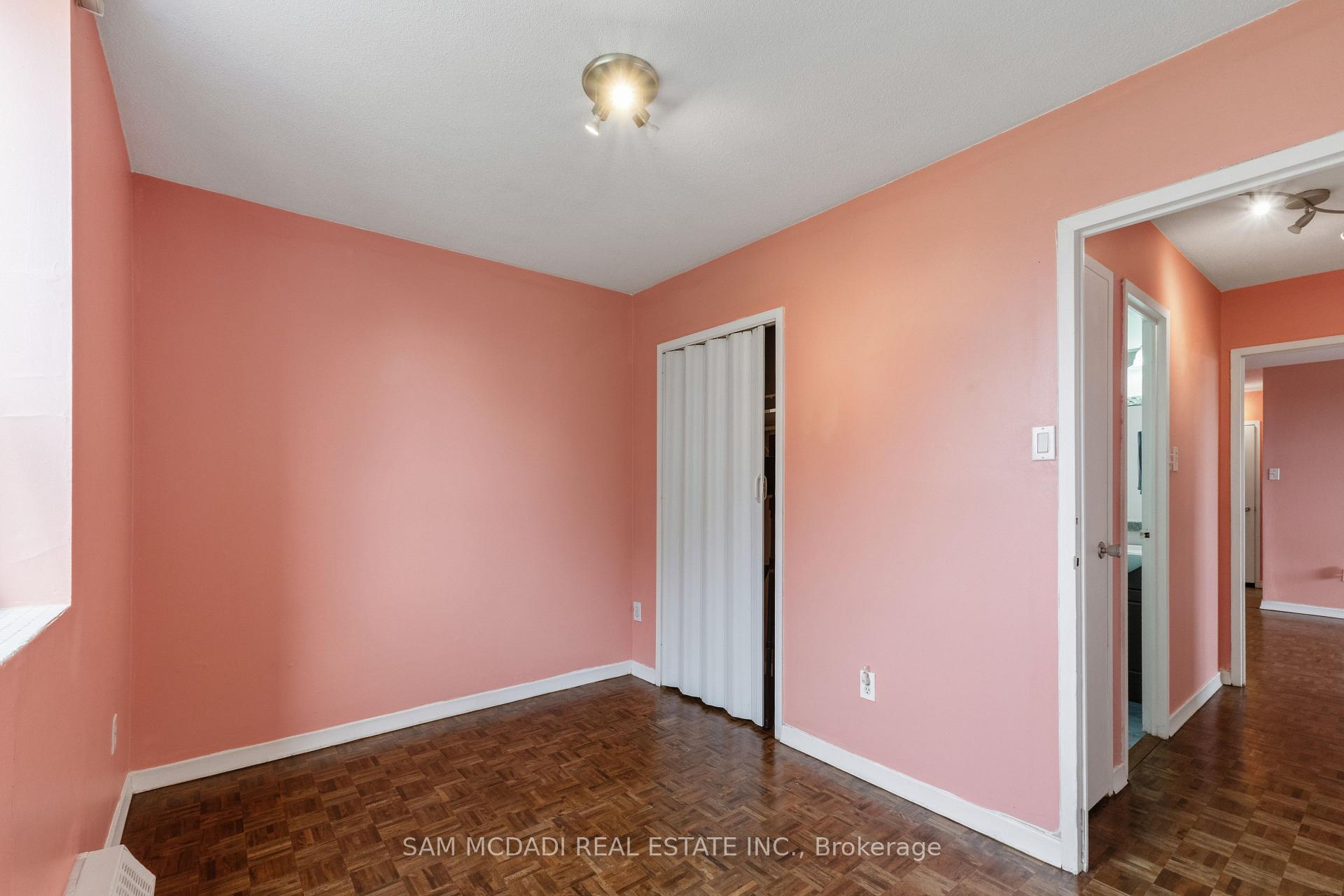 3145 Queen Frederica Drive 208