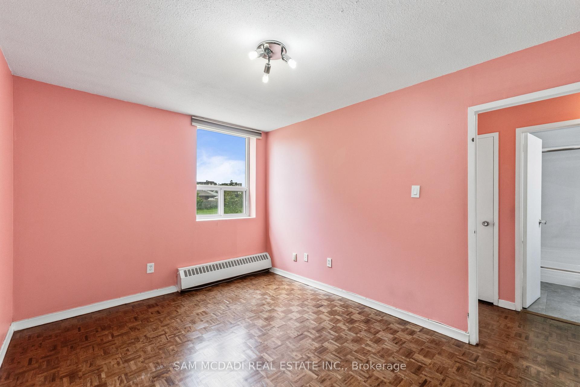 3145 Queen Frederica Drive 208