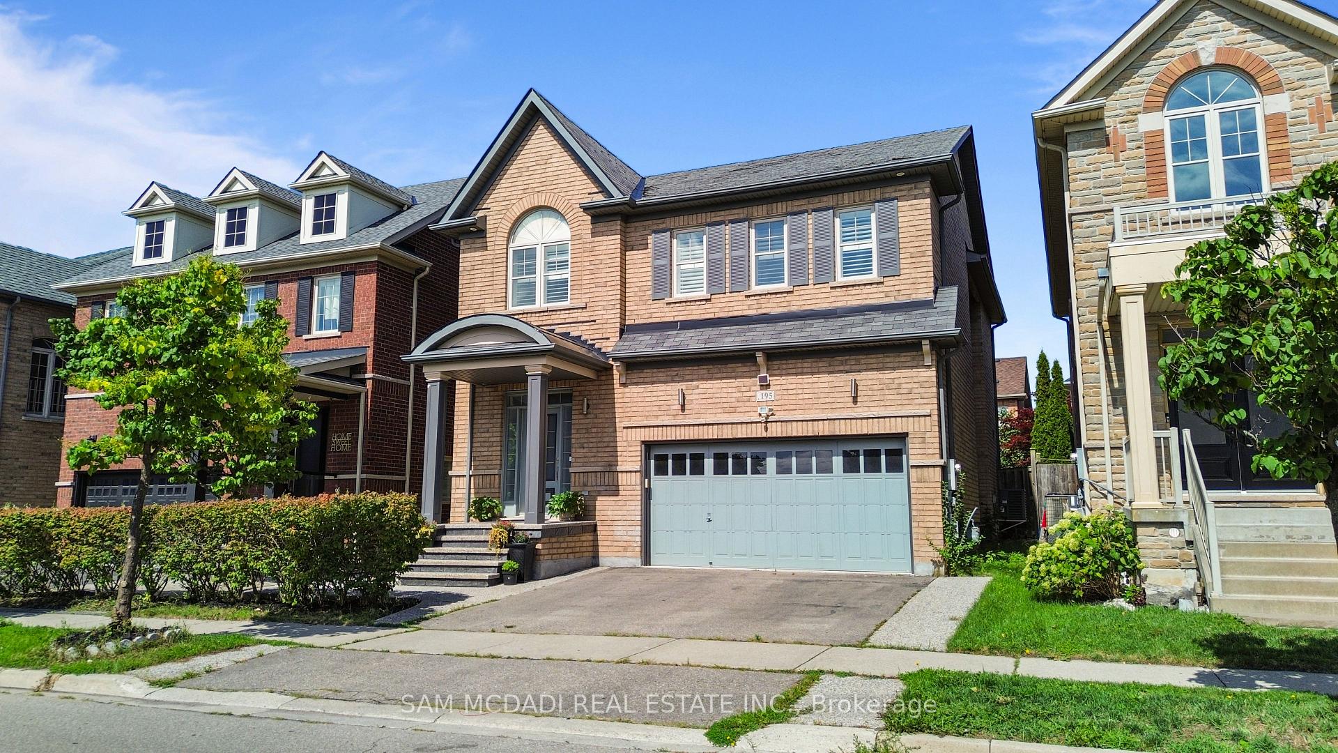 195 Holmes Crescent