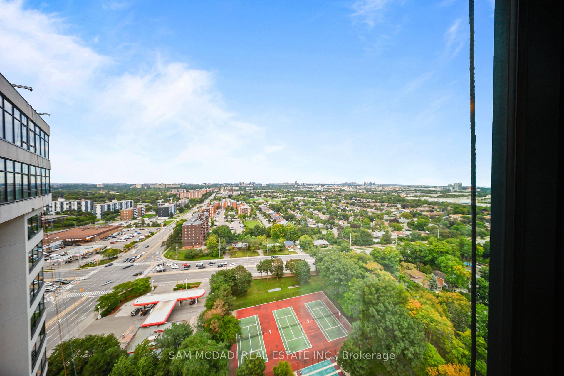 1300 Bloor Street 1007