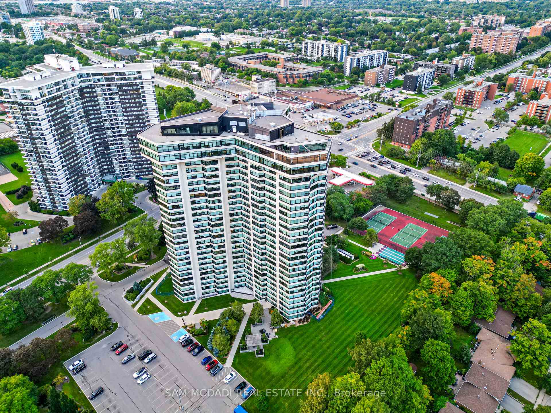 1300 Bloor Street 1007