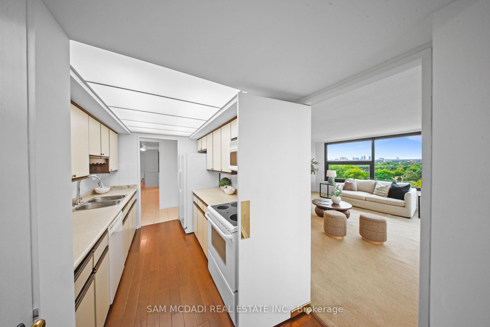 1300 Bloor Street 1007