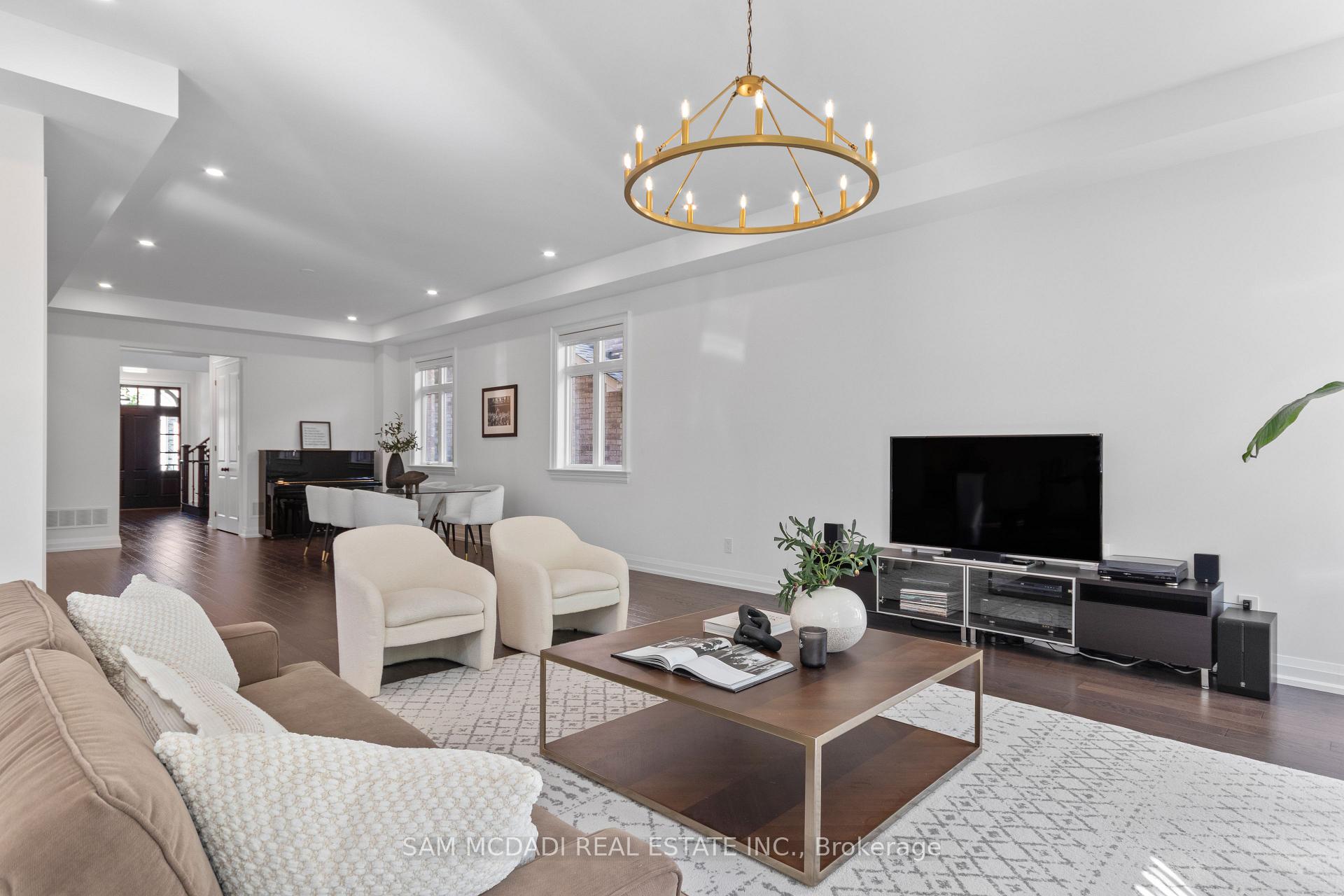 46 Foxtail Court