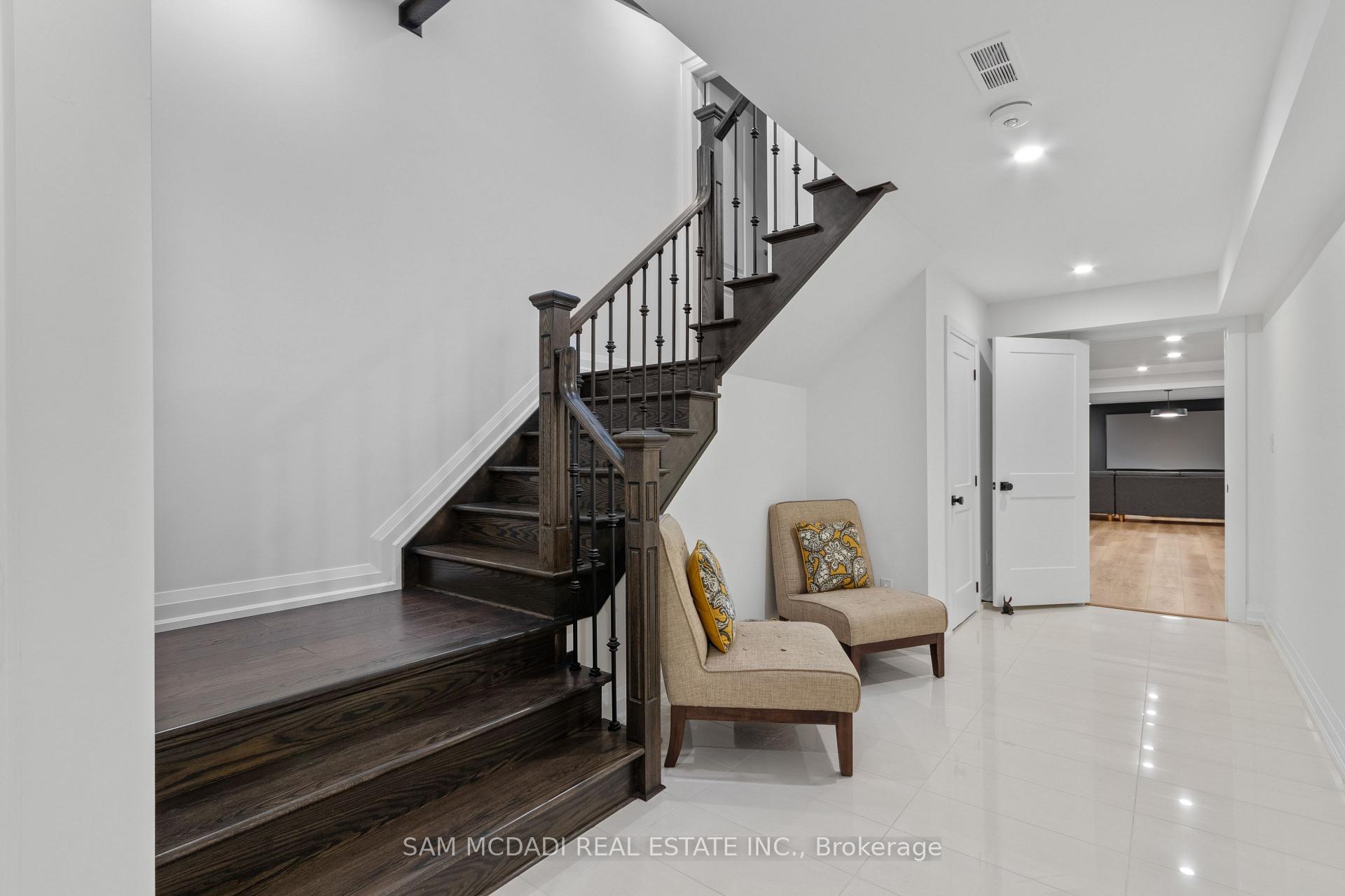 46 Foxtail Court