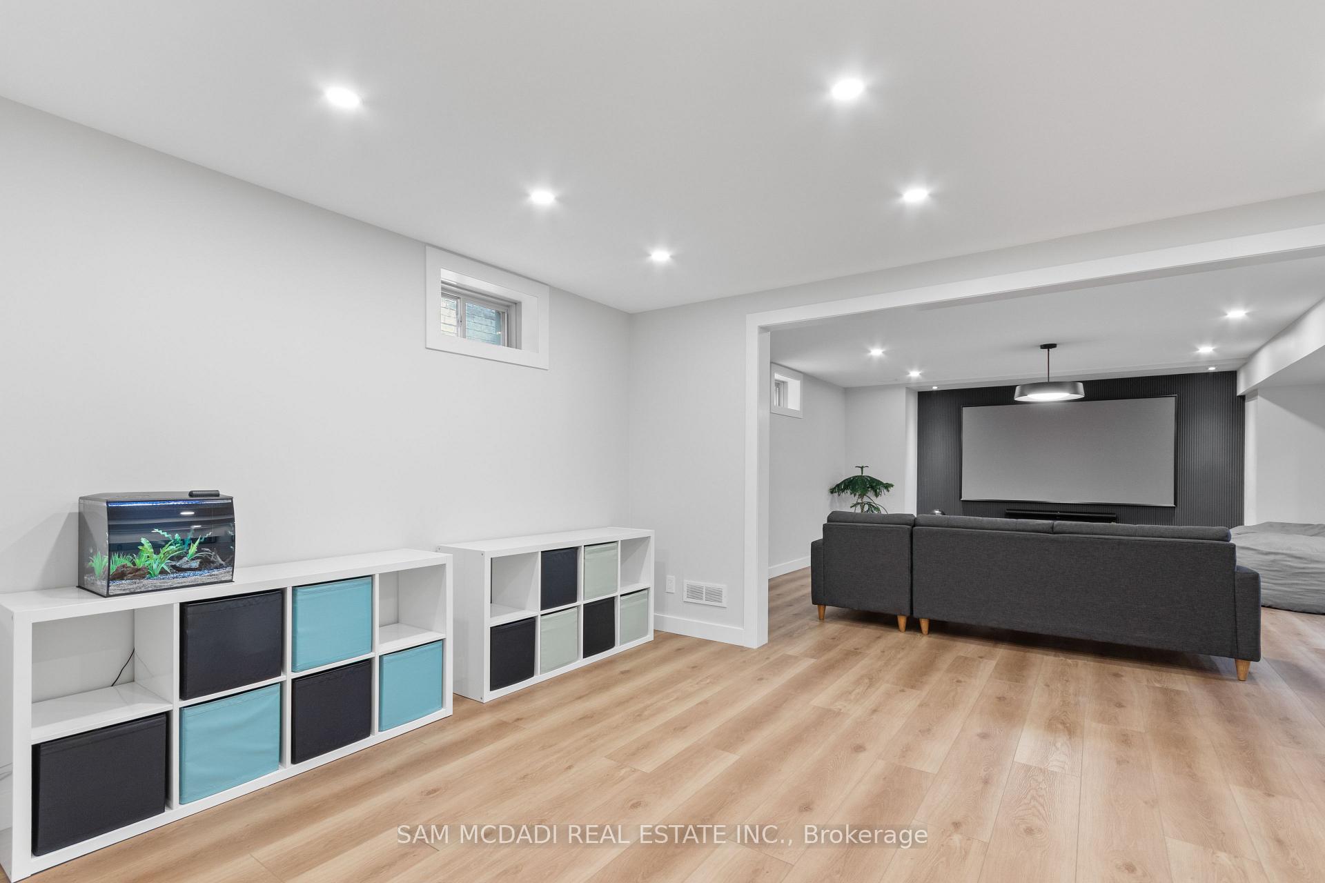 46 Foxtail Court