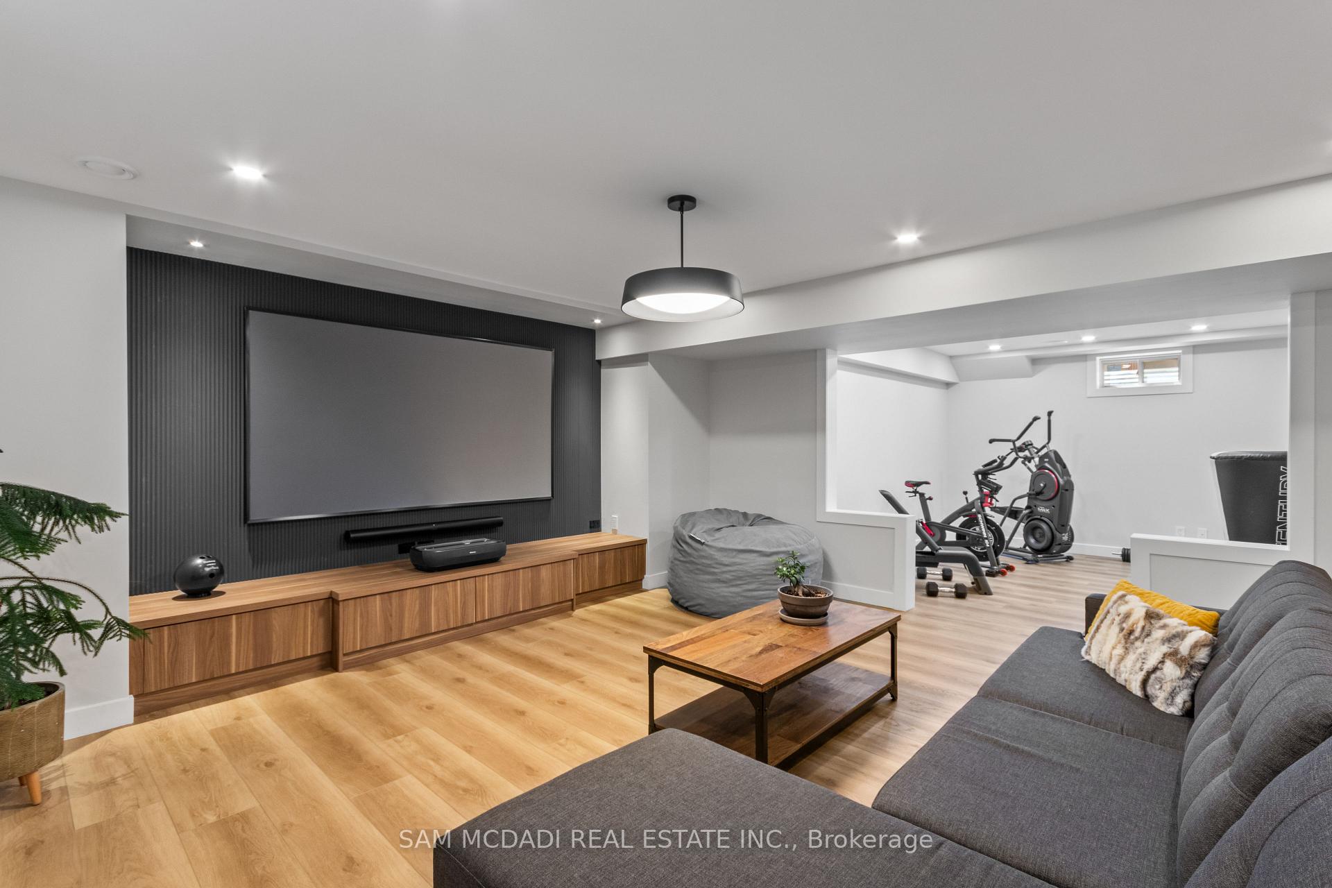 46 Foxtail Court
