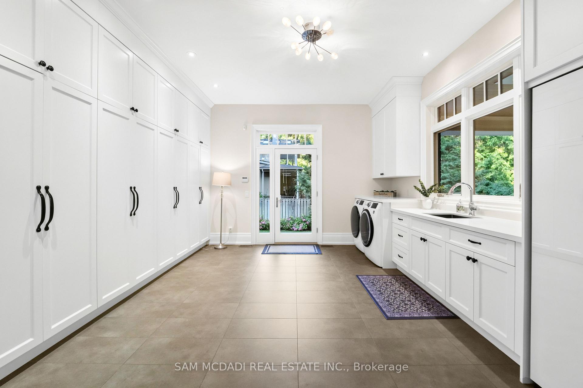 1578 Spring Road