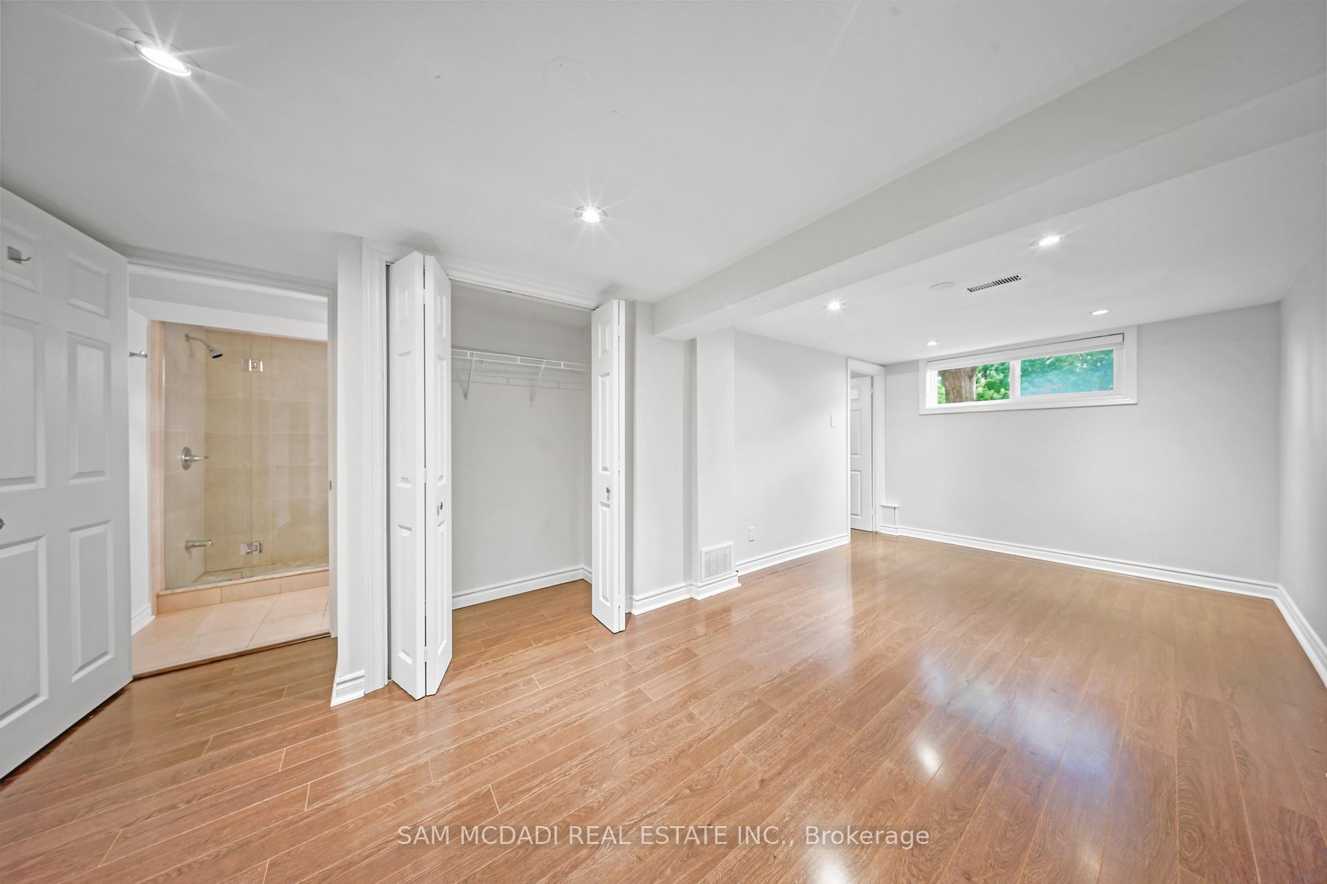 1207 Pinegrove Road