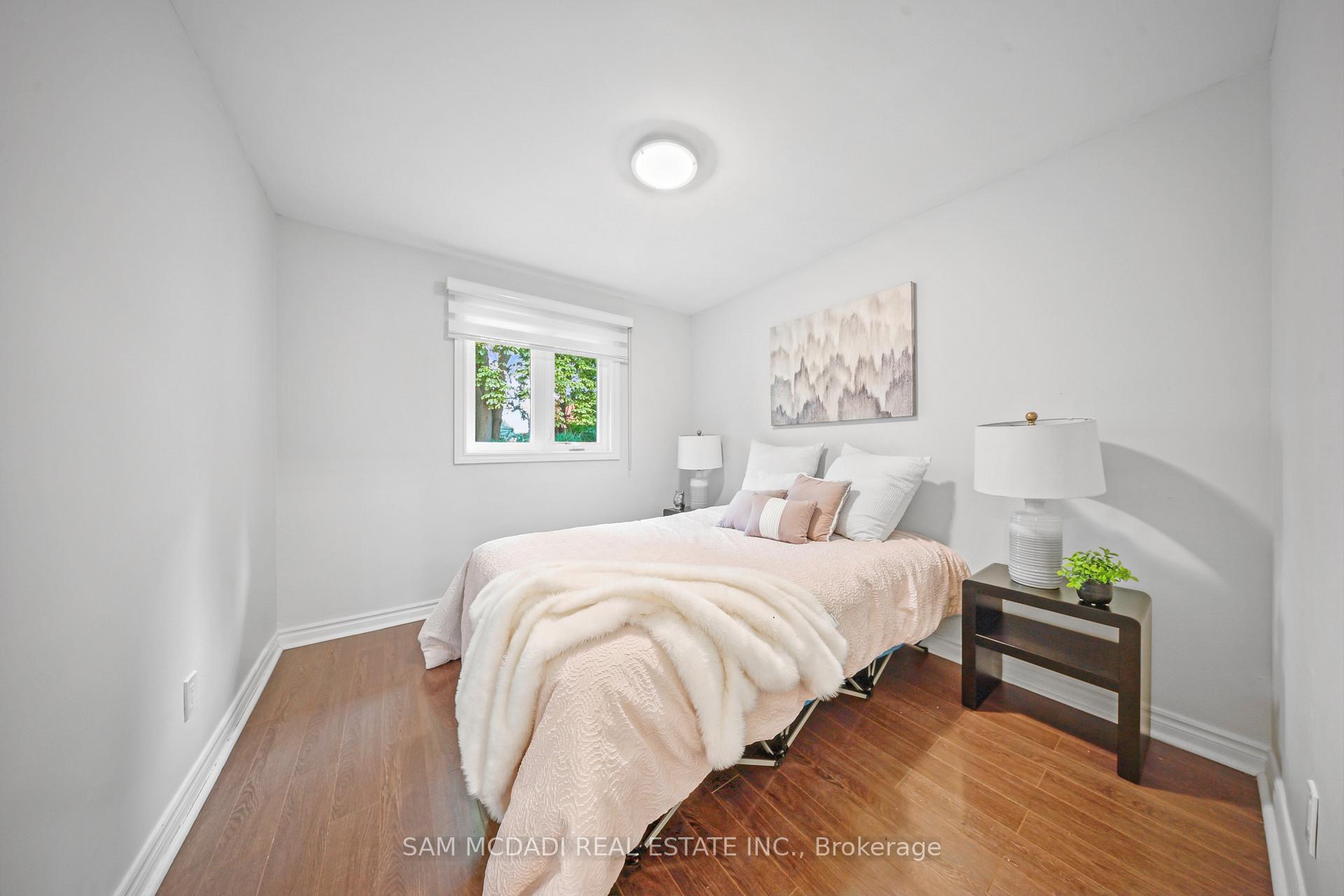 1207 Pinegrove Road