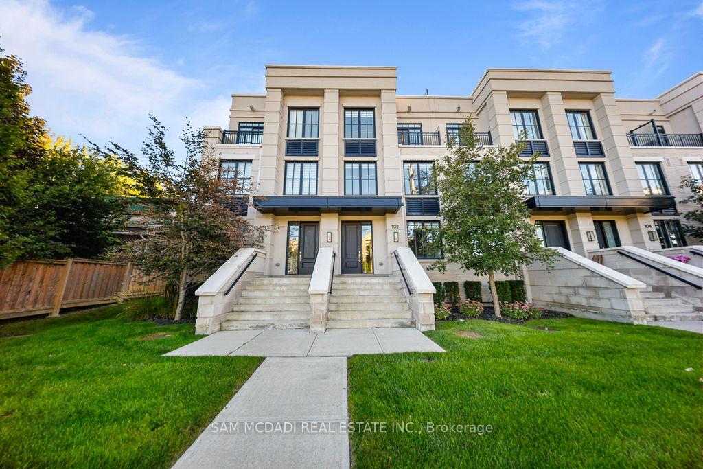 1180 Cawthra Road 102