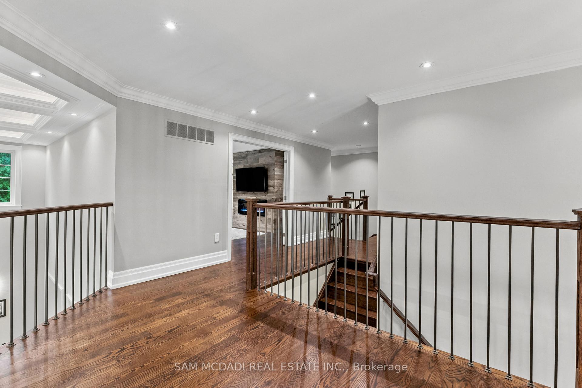 955 Caldwell Avenue
