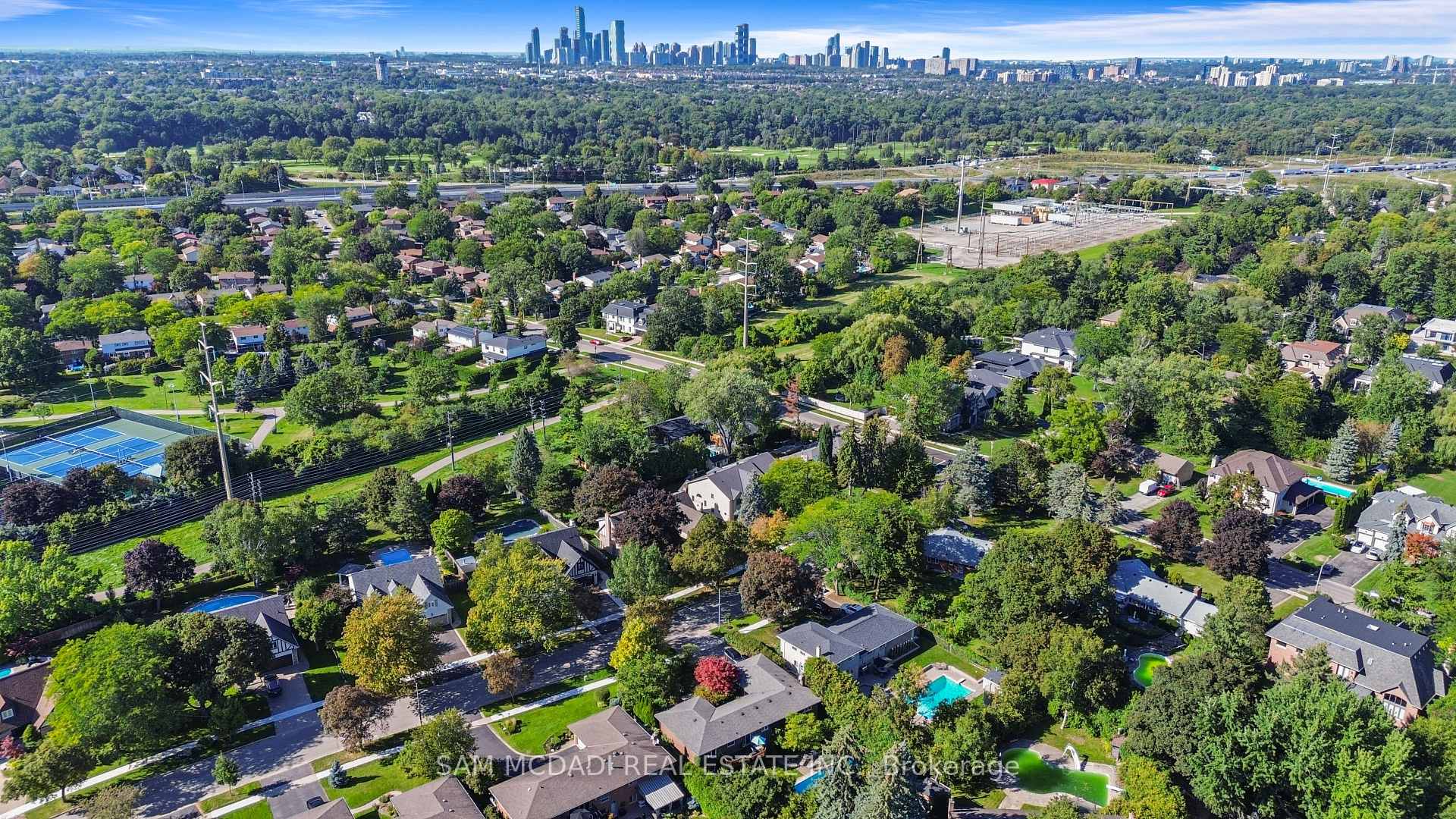 955 Caldwell Avenue