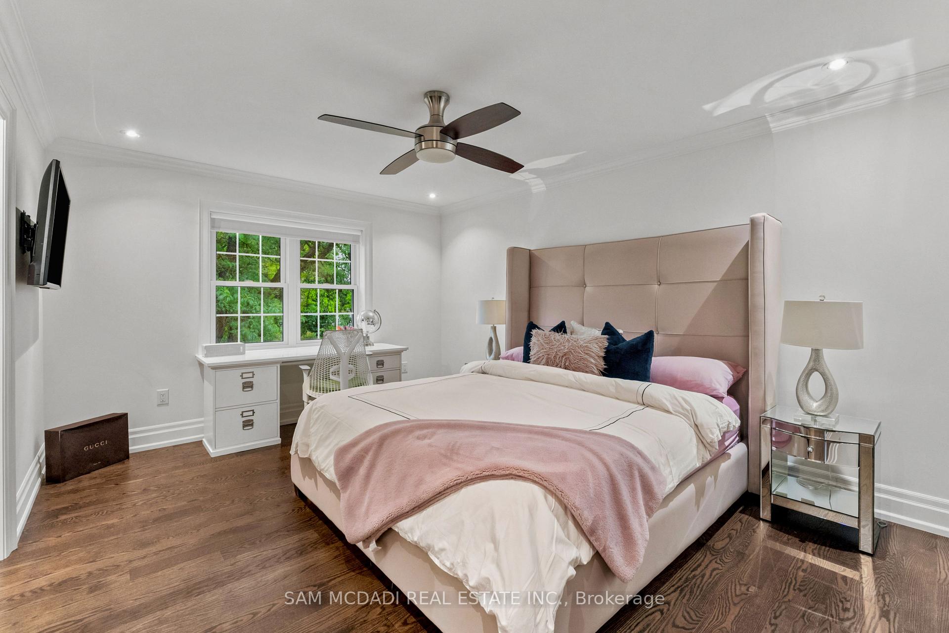 955 Caldwell Avenue